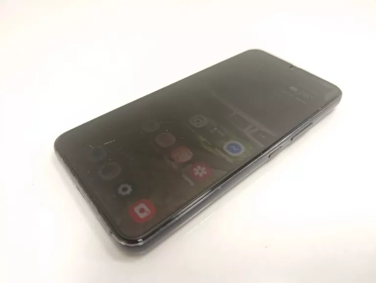 telefon-smasung-galaxy-s22-wbudowana-pamiec-202869-214189