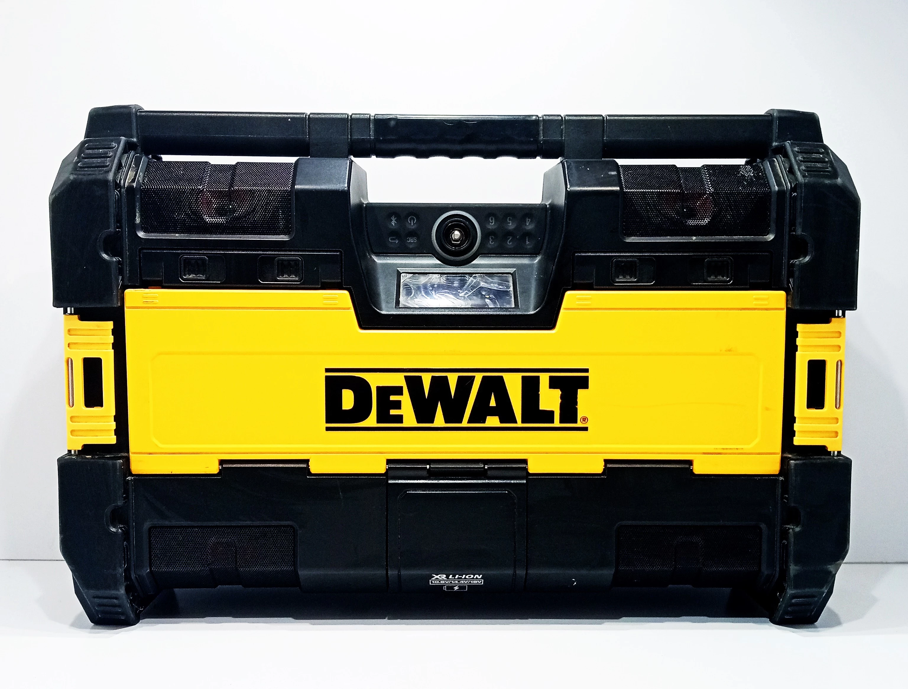 dewalt-radio-budowlane-dwst1-75659-slowackiego-5b-lubartow