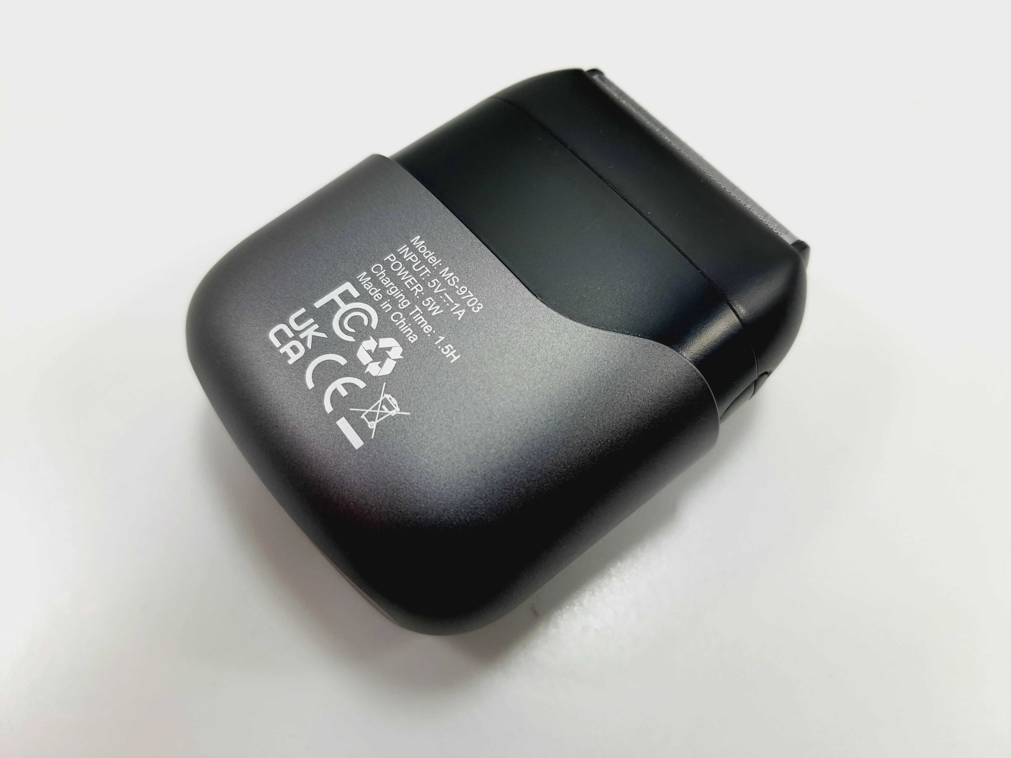 dyoonoer-ms-9703-elektryczna-golarka-foliowa-dla-mezczyzn-stan-11323-1