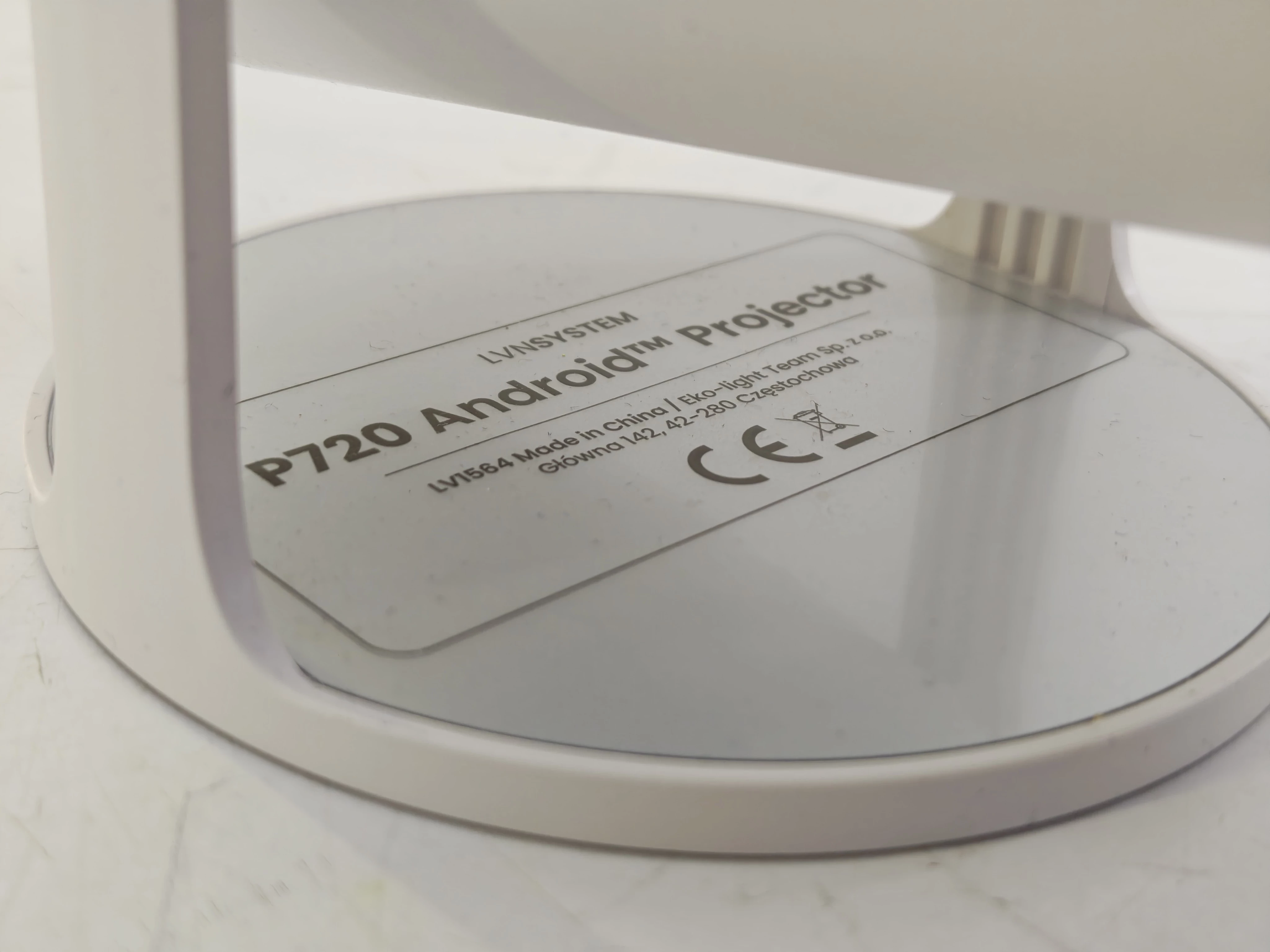 projektor-lvnsystem-p720-projector-komplet-jasnosc-lampy-ansi-250