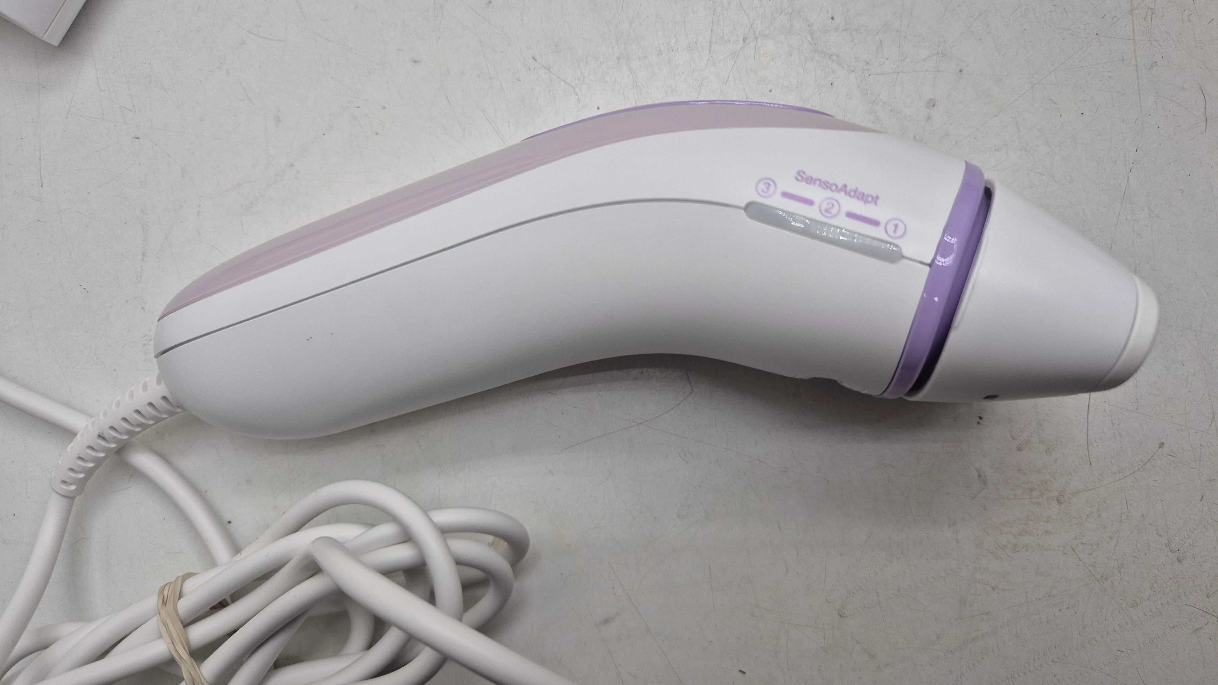 depilator-braun-silk-expert-pro-3-ipl-300000-blyskow-z-sensoadapt-ean-gtin-4210201211099