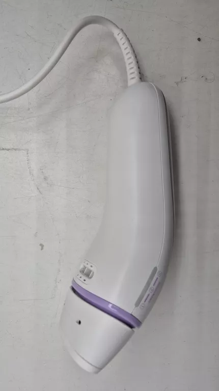 depilator-braun-silk-expert-pro-3-ipl-300000-blyskow-z-sensoadapt-kolor-dominujacy-129357-2