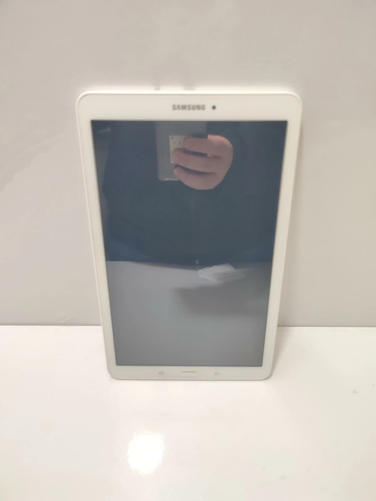 tablet-samsung-sm-t561-osiedle-kombatantow-7c-krakow