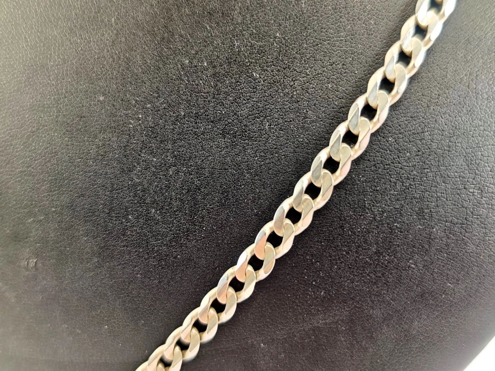 srebrny-lancuszek-z-krzyzykiem-925-2578-g-55-cm-dlugosc-calkowita-55