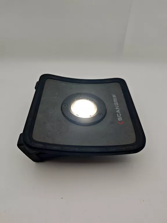 lampa-robocza-led-scangrip-nova-r-2000-lm-akumulatorowa-czarna-2-waga-produktu-z-opakowaniem-jednostkowym-0790