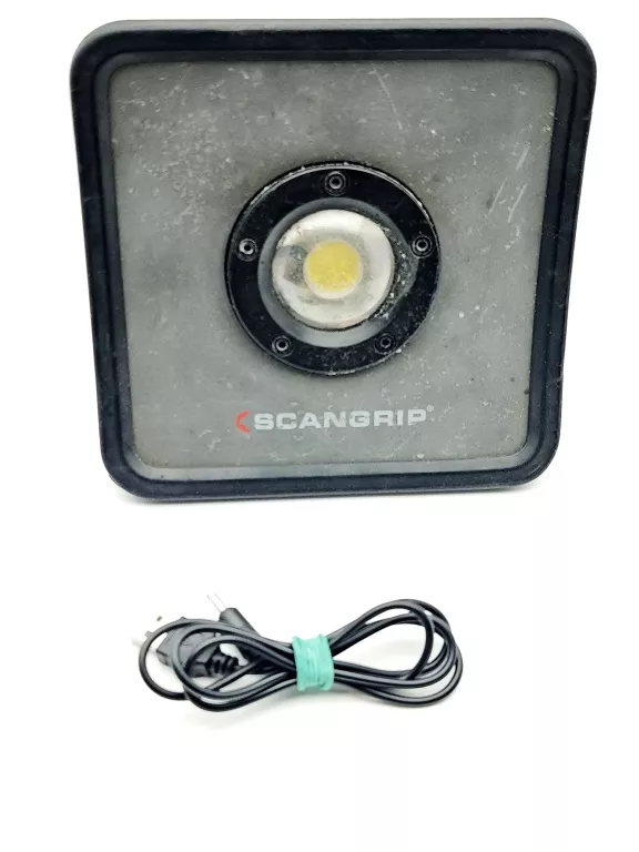 lampa-robocza-led-scangrip-nova-r-2000-lm-akumulatorowa-czarna-2-dabrowskiego-30-naklo