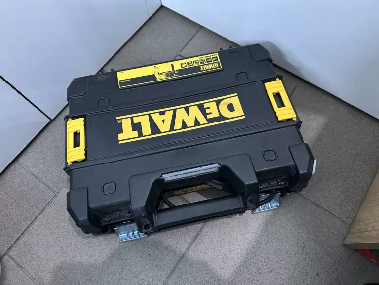 mlotowiertarka-dewalt-d25033-walizka-zasilanie-209202-238306