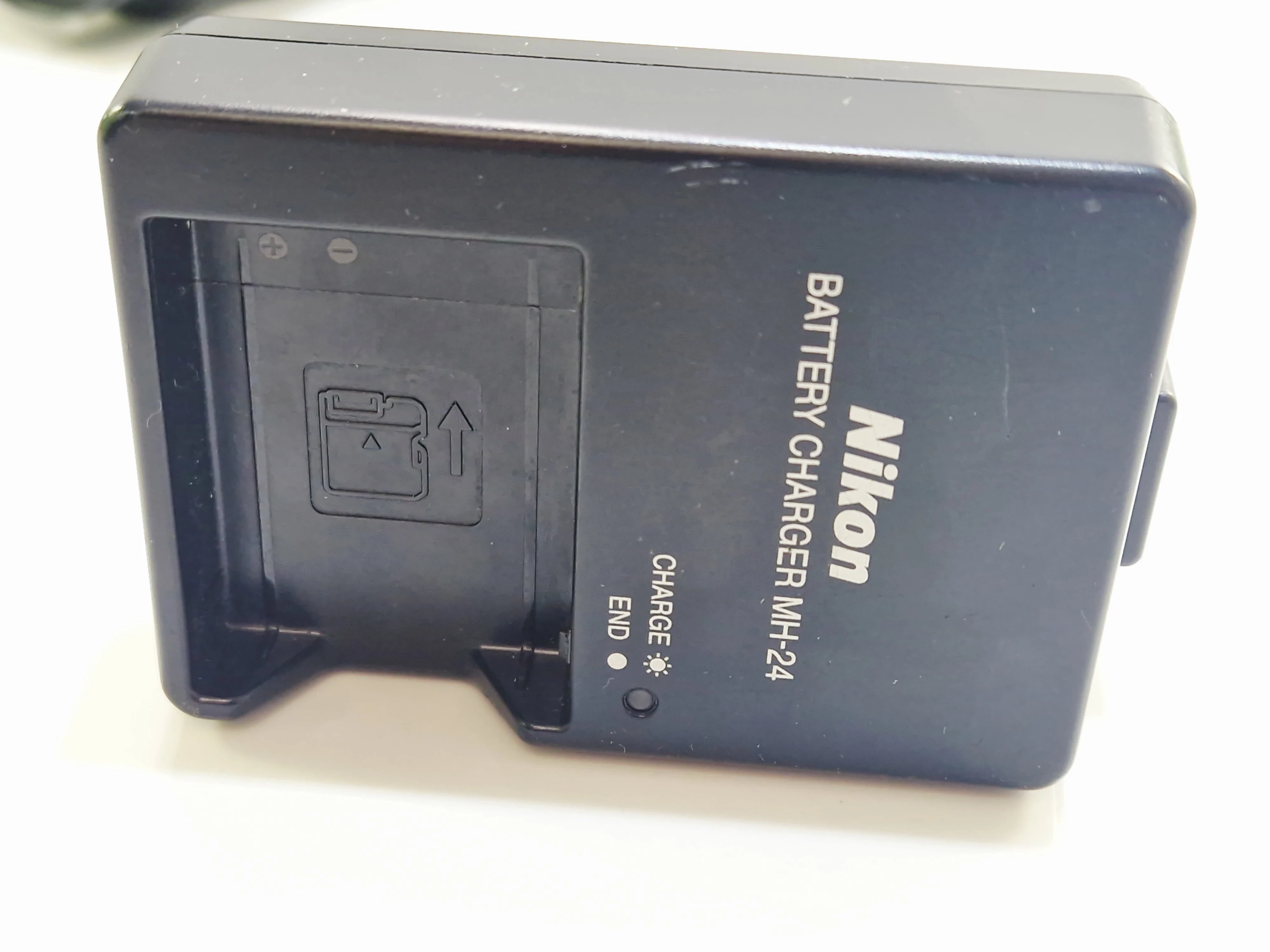 aparat-nikon-d5100-obiektyw-nikkor-18-55mm-ean-gtin-0018208885121