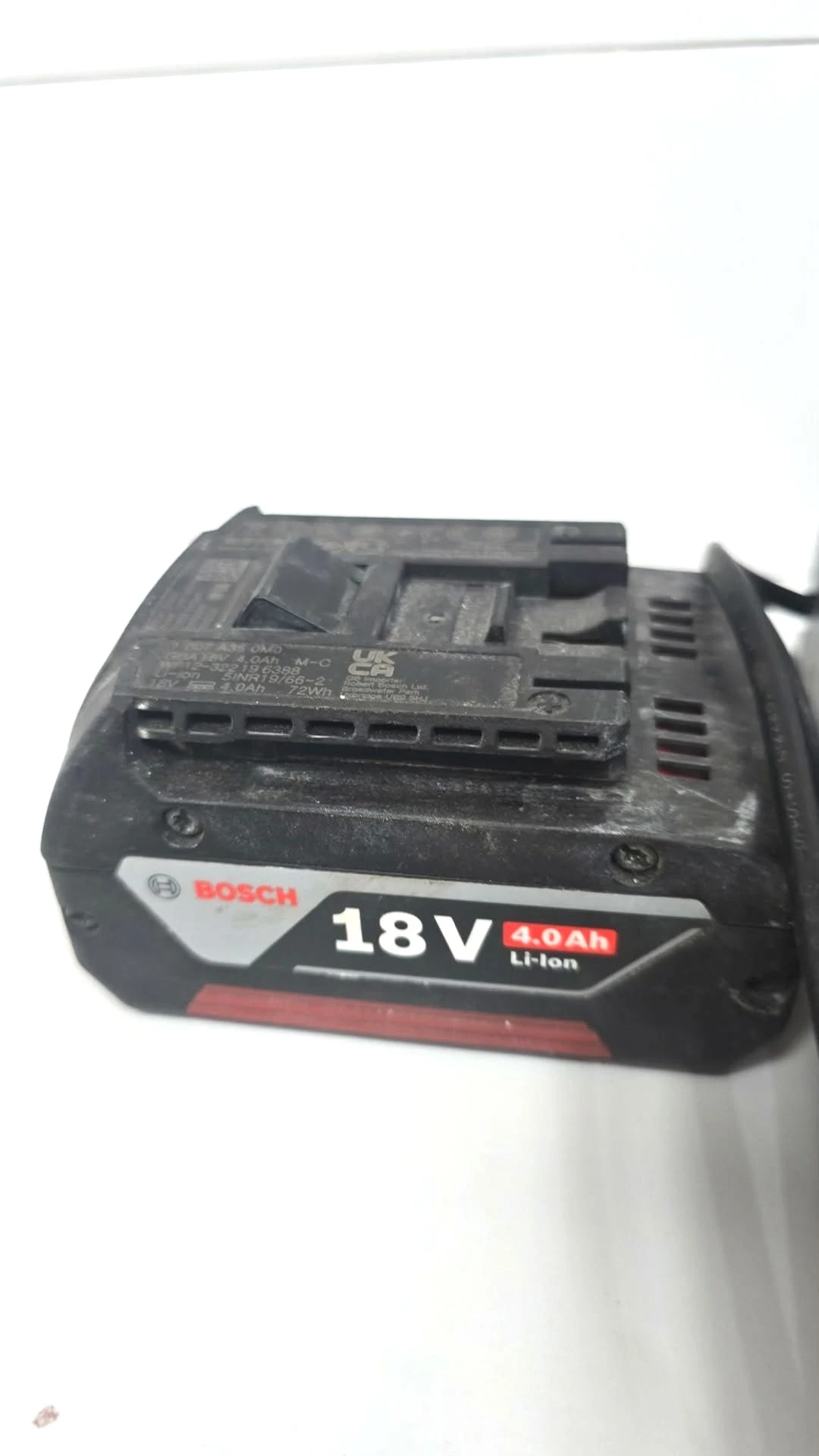 wkretarka-bosch-gsr-18v-55-3-baterie-ladowarka-stan-11323-2