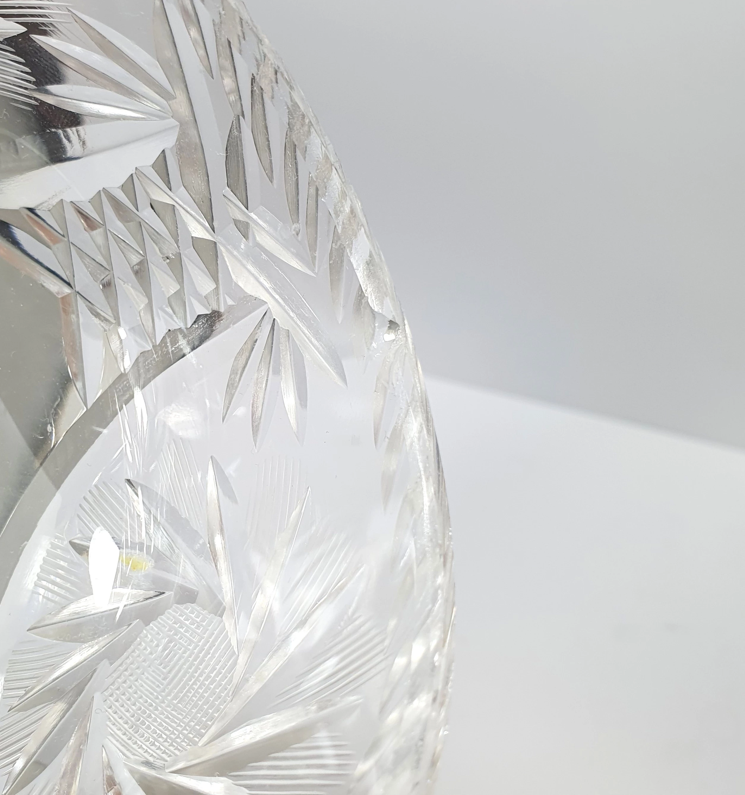 krysztalowa-miseczka-na-nozkach-7-cm-wysokosci-stan-11323-253806