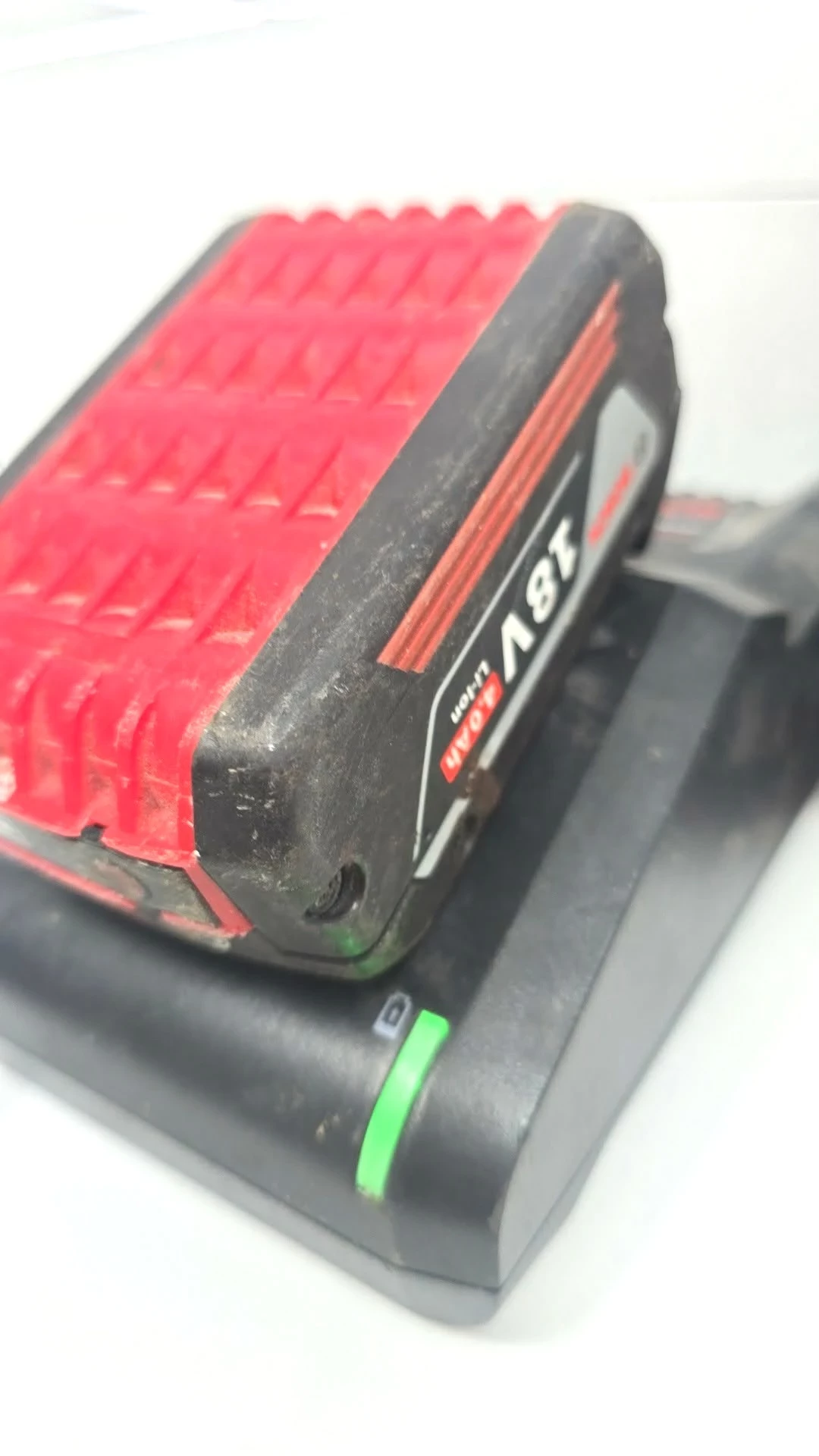 wkretarka-bosch-gsr-18v-55-3-baterie-ladowarka-rodzaj-silnika-204657-221325