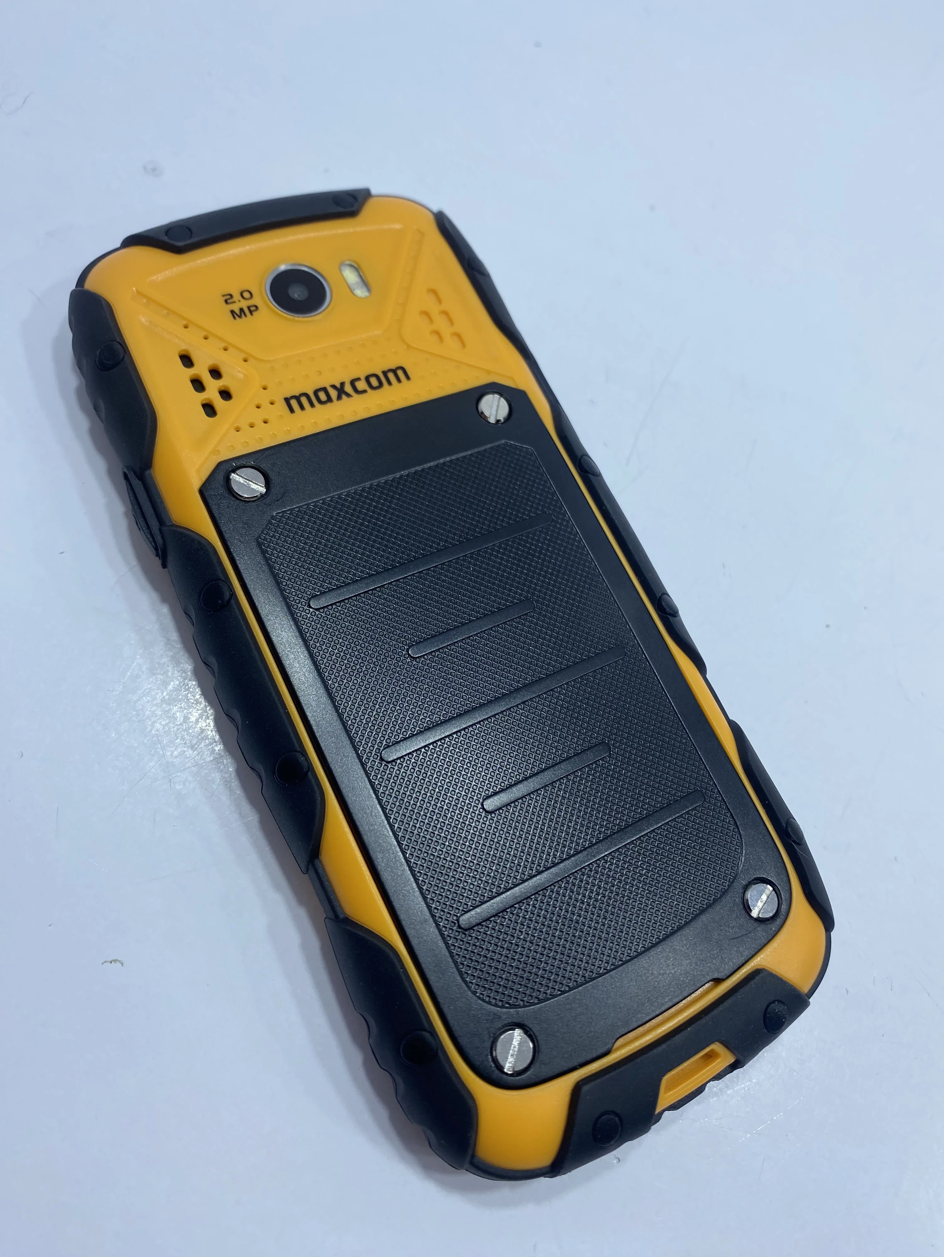 telefon-maxcom-mm920-ip67-pancerny-zoltygwarancja-wbudowana-pamiec-202869-214241