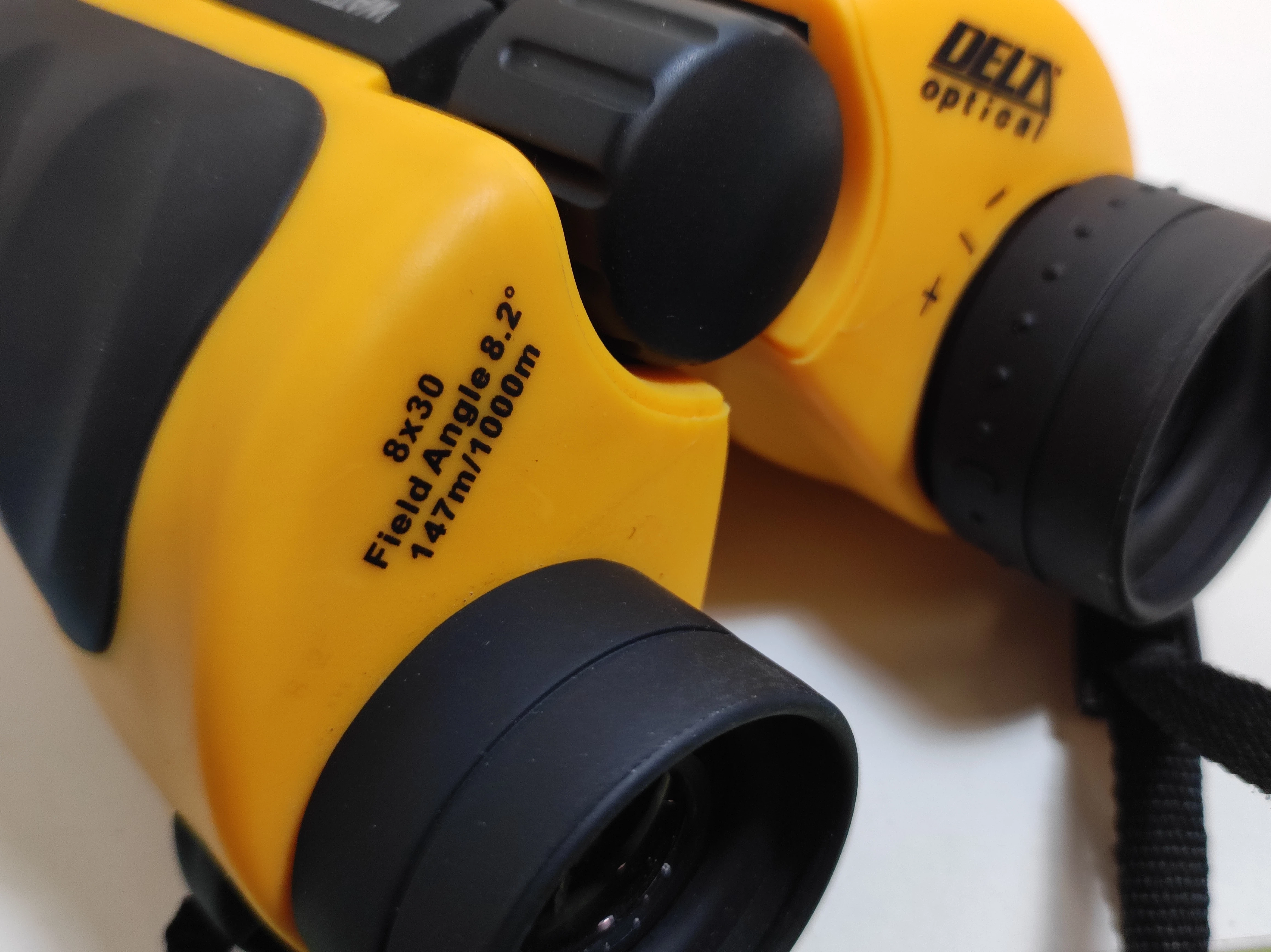 lornetka-delta-sailor-8x30-srednica-obiektywow-30