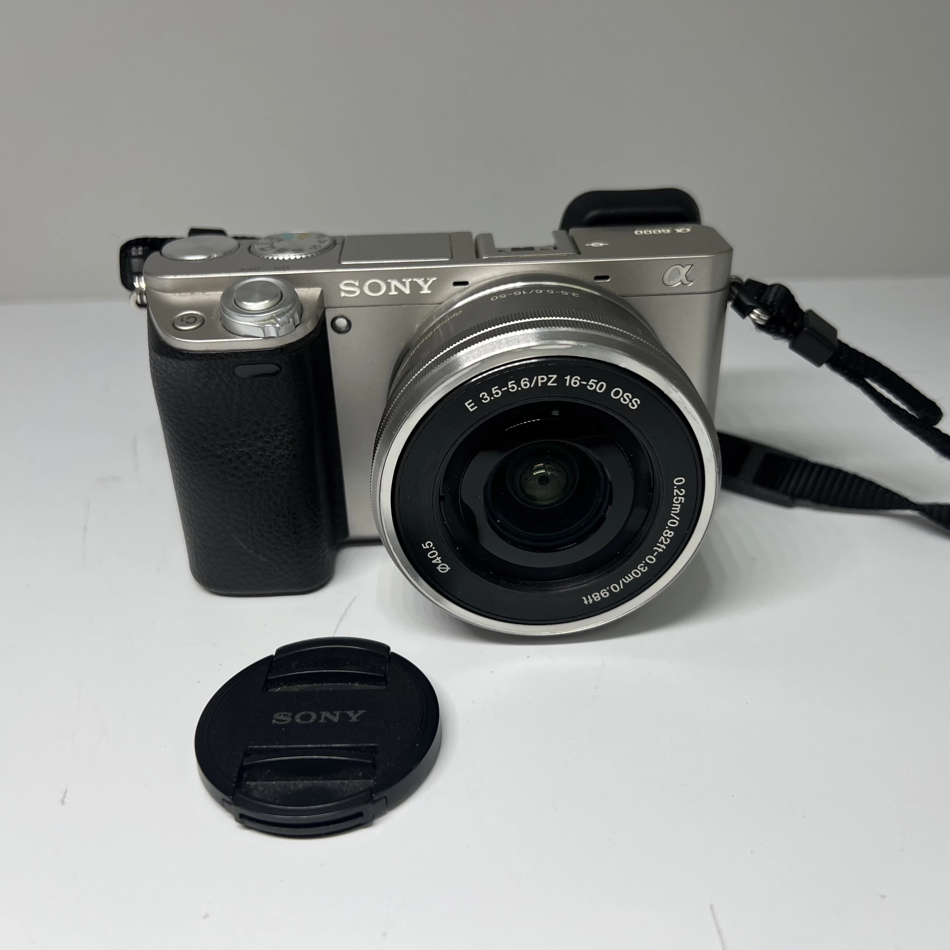 aparat-sony-alpha-a6000obiektyw-sony-e-35-56pz-16-50-oss-srodmiejska-37-kalisz