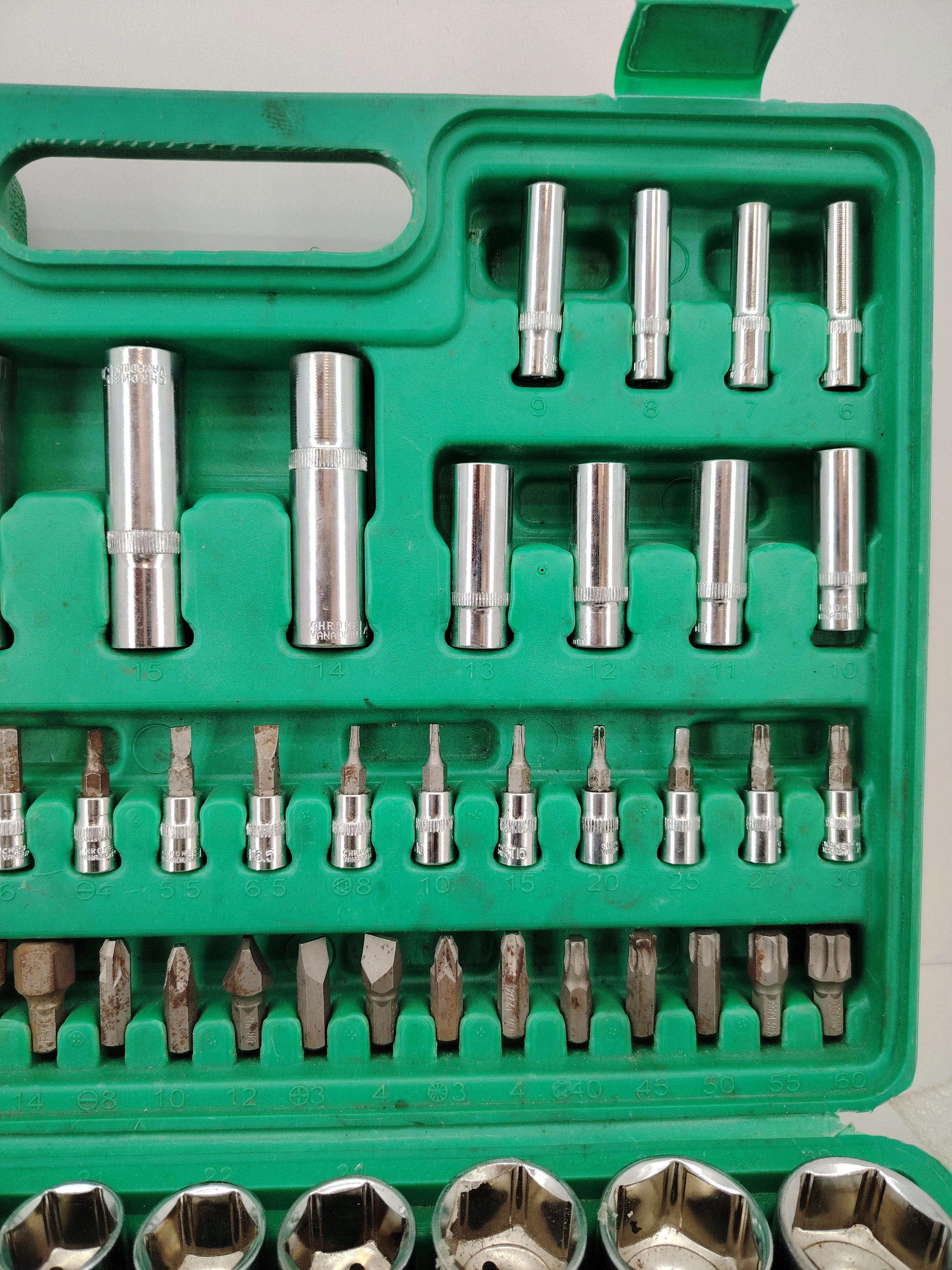 honiton-zestaw-kluczy-nasadowych-z-grzechotka-h4056-marka-248811-977093