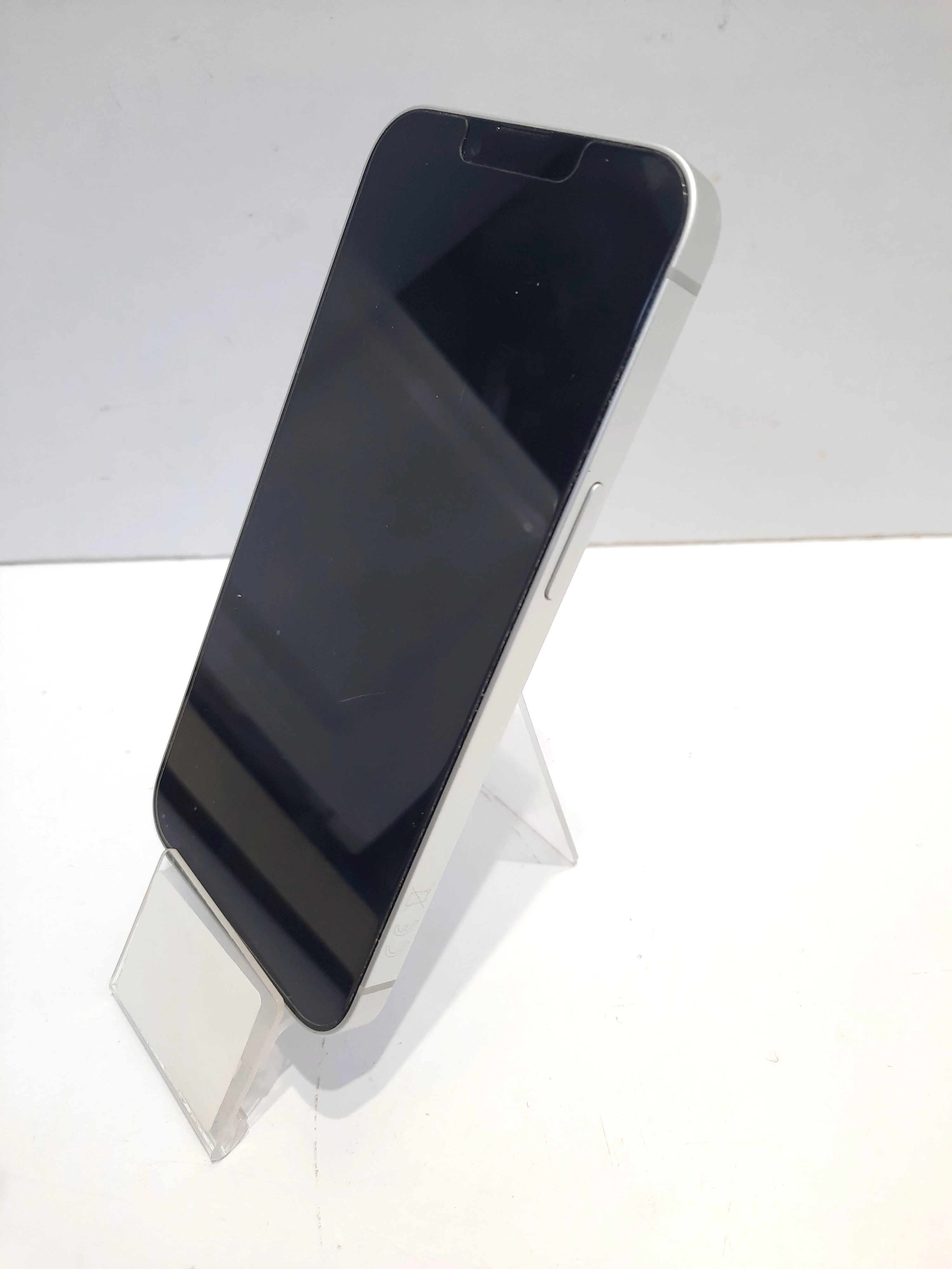 telefon-iphone-16e-128gb-100-ean-gtin-195950051186