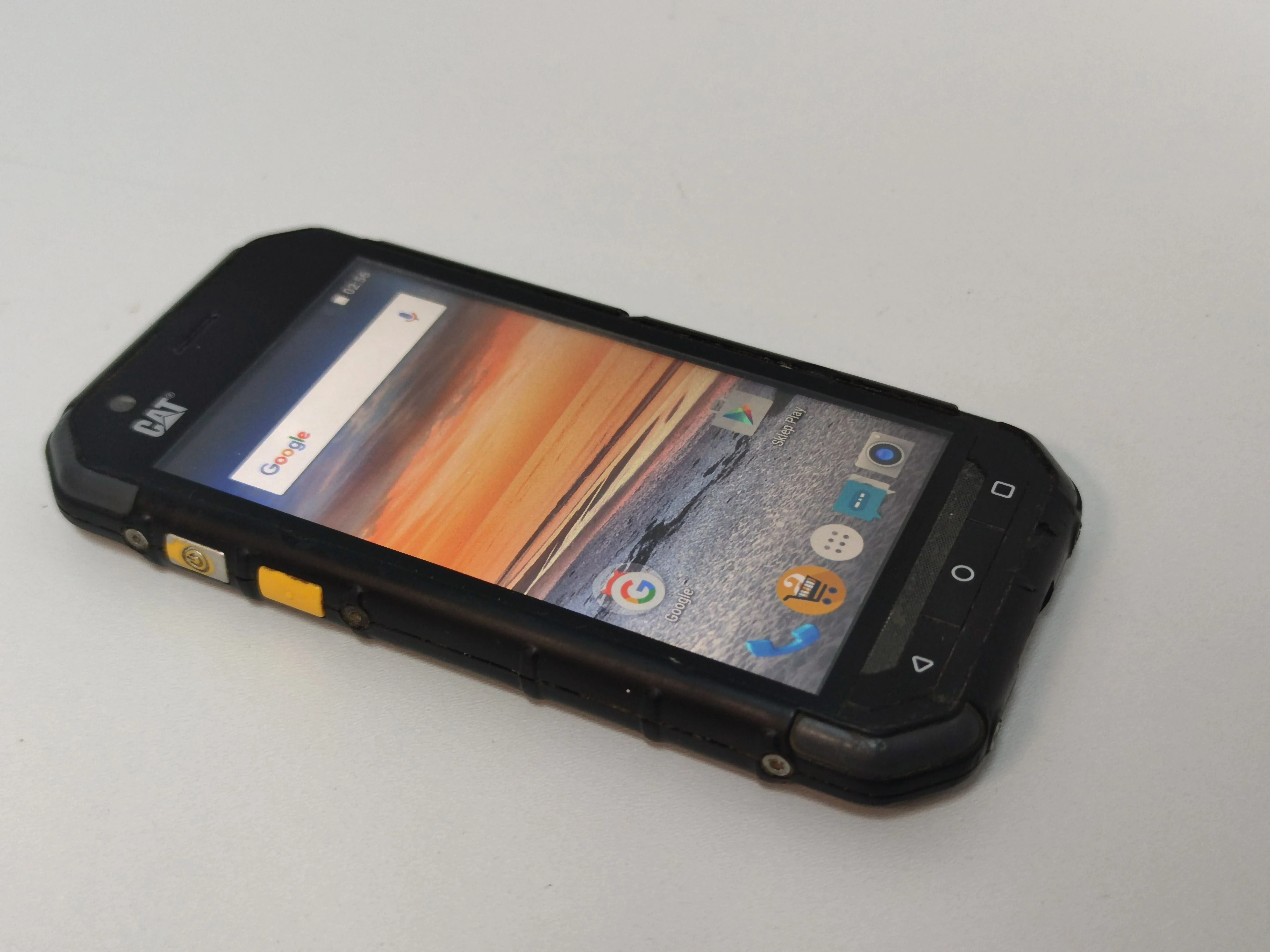 smartfon-cat-phones-s30-1-gb-8-gb-kod-producenta-cat-s30-dual-sim-black