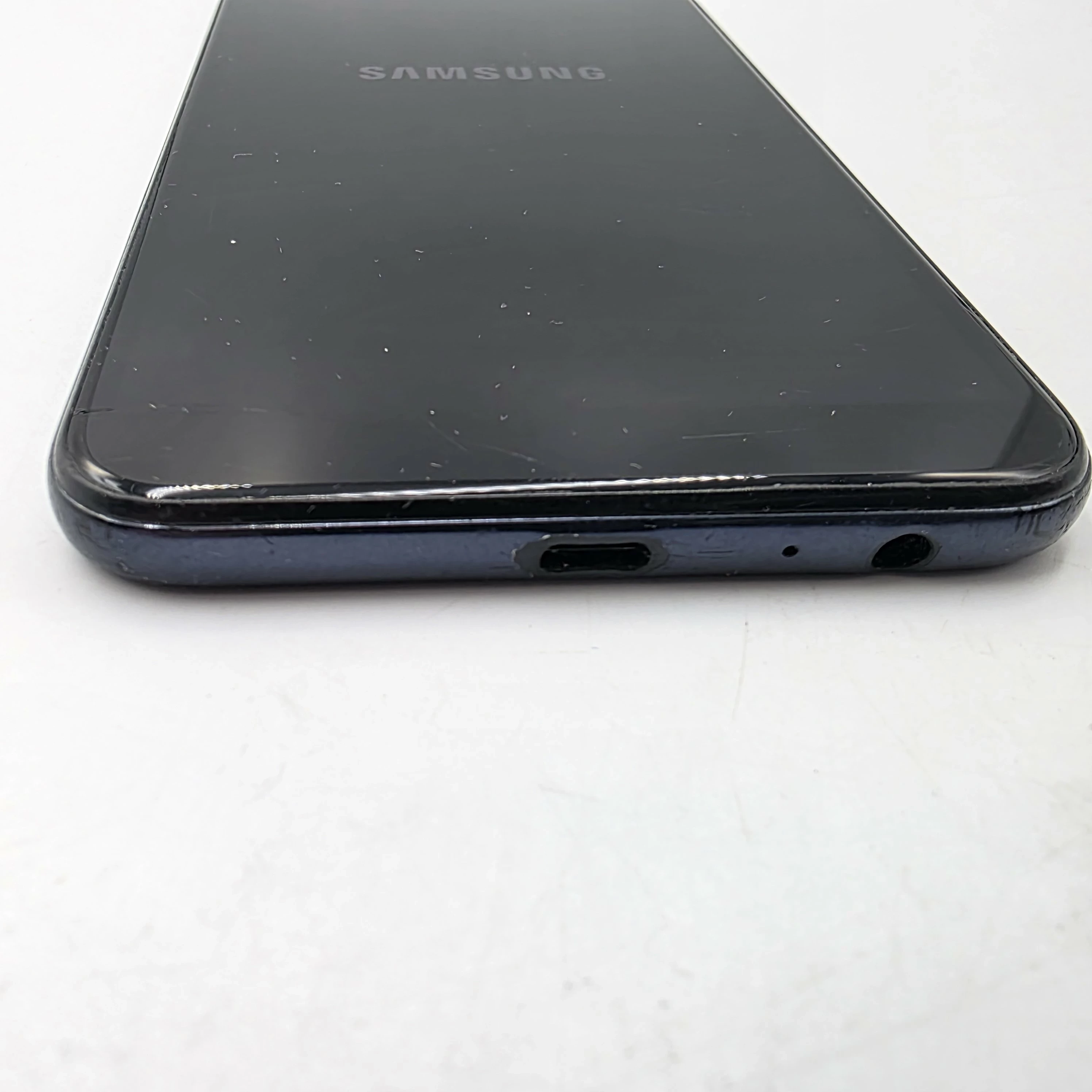 telefon-samsung-galaxy-j4-232-gb-kod-producenta-sm-j415fn