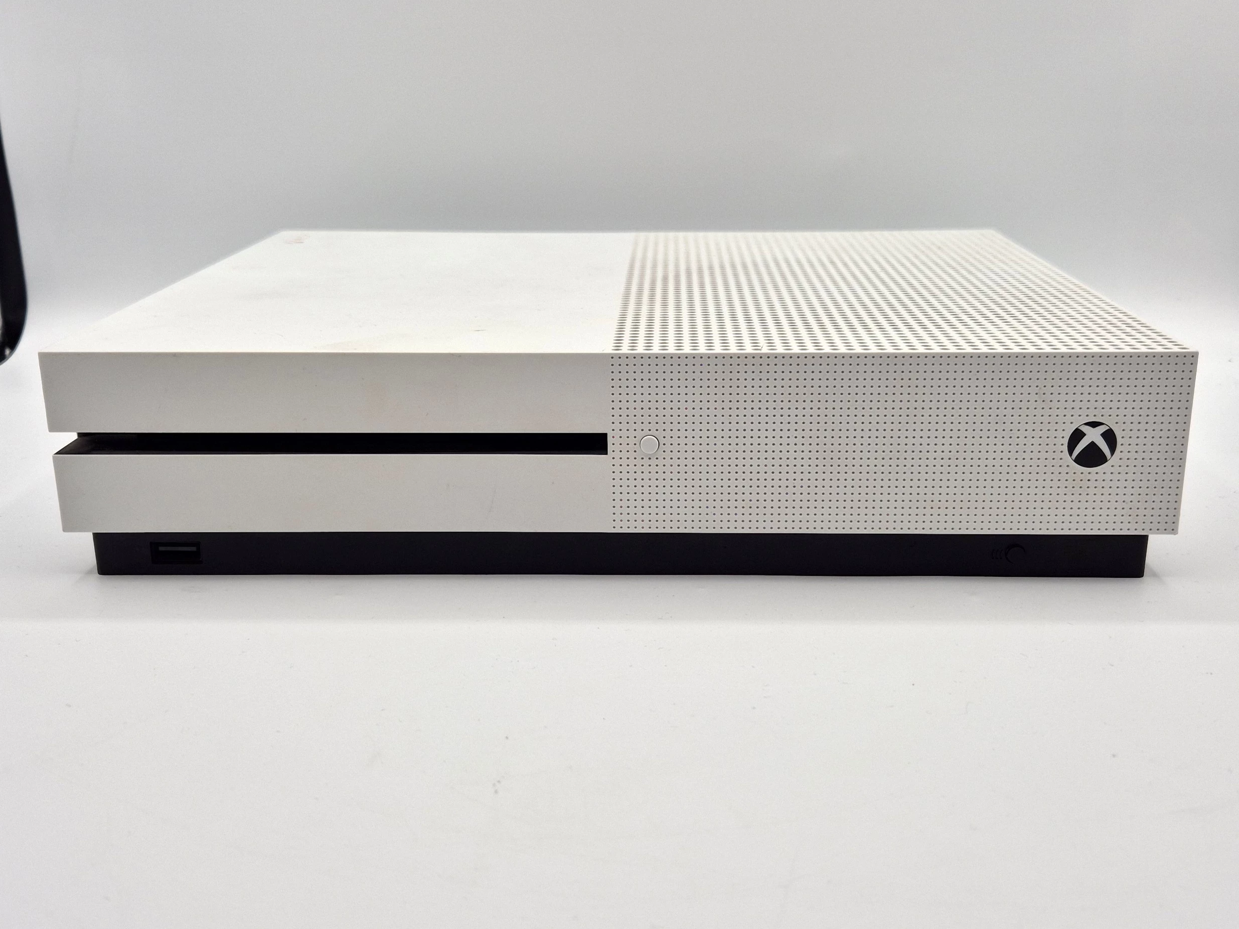 konsola-xbox-one-s-1tb-pad-zasilacz-ean-gtin-0889842020083