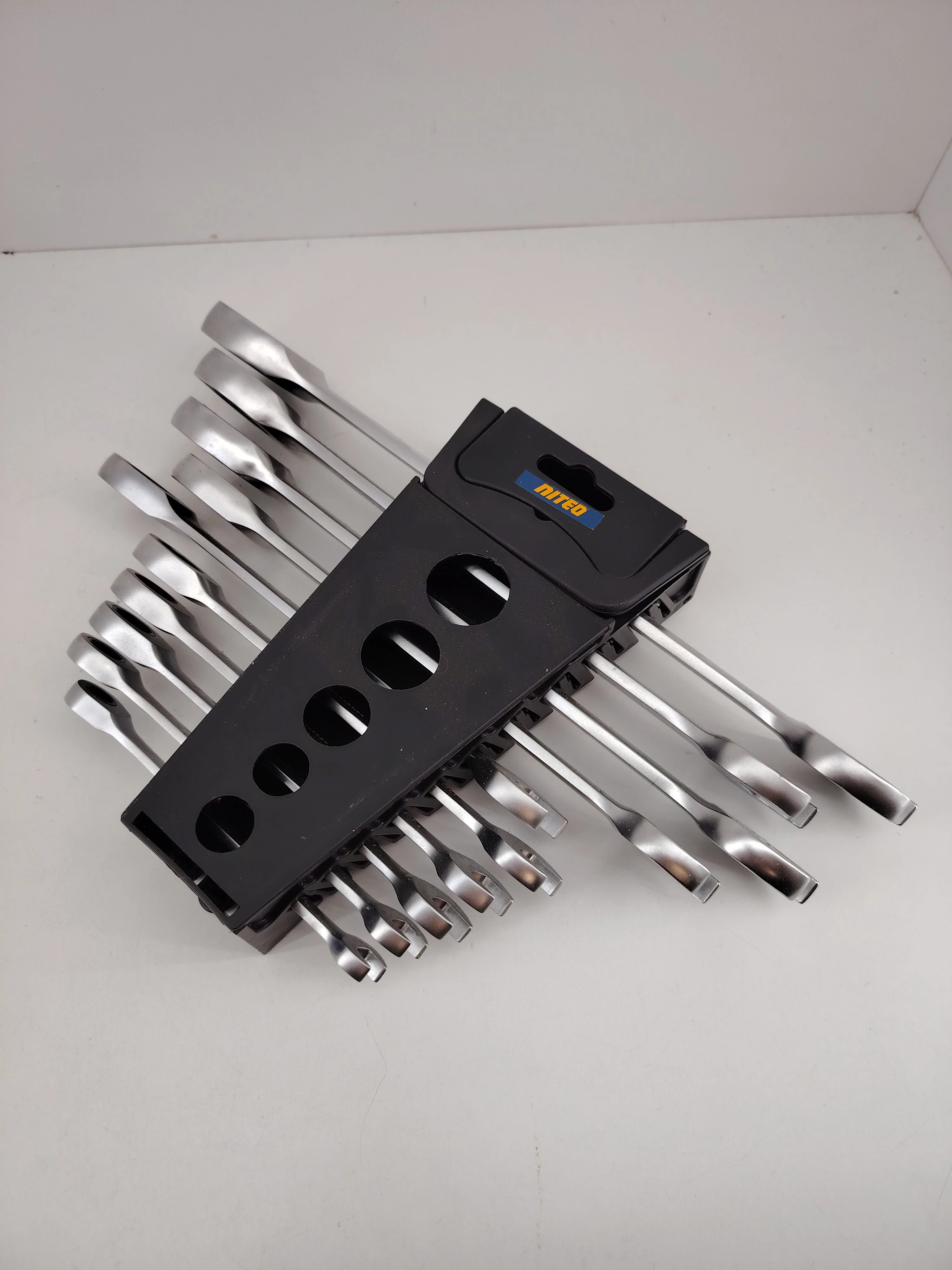 niteo-tools-klucze-plasko-oczkowe-z-grzechotka-10-szt-stan-11323-2