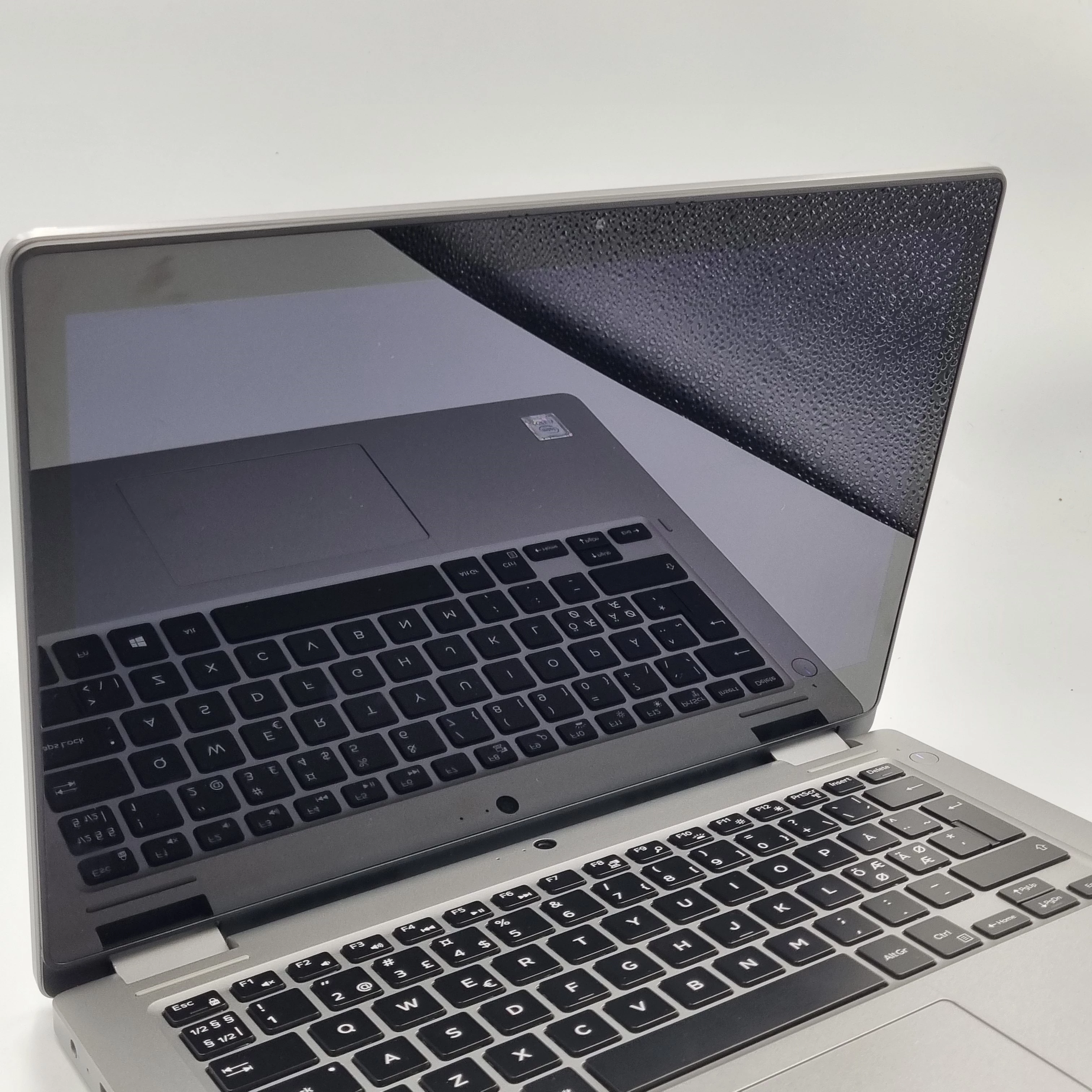 laptop-dell-latitude-3310-2w1-i3-8145u8gb-ram250gb-ssdw11-pojemnosc-dysku-256