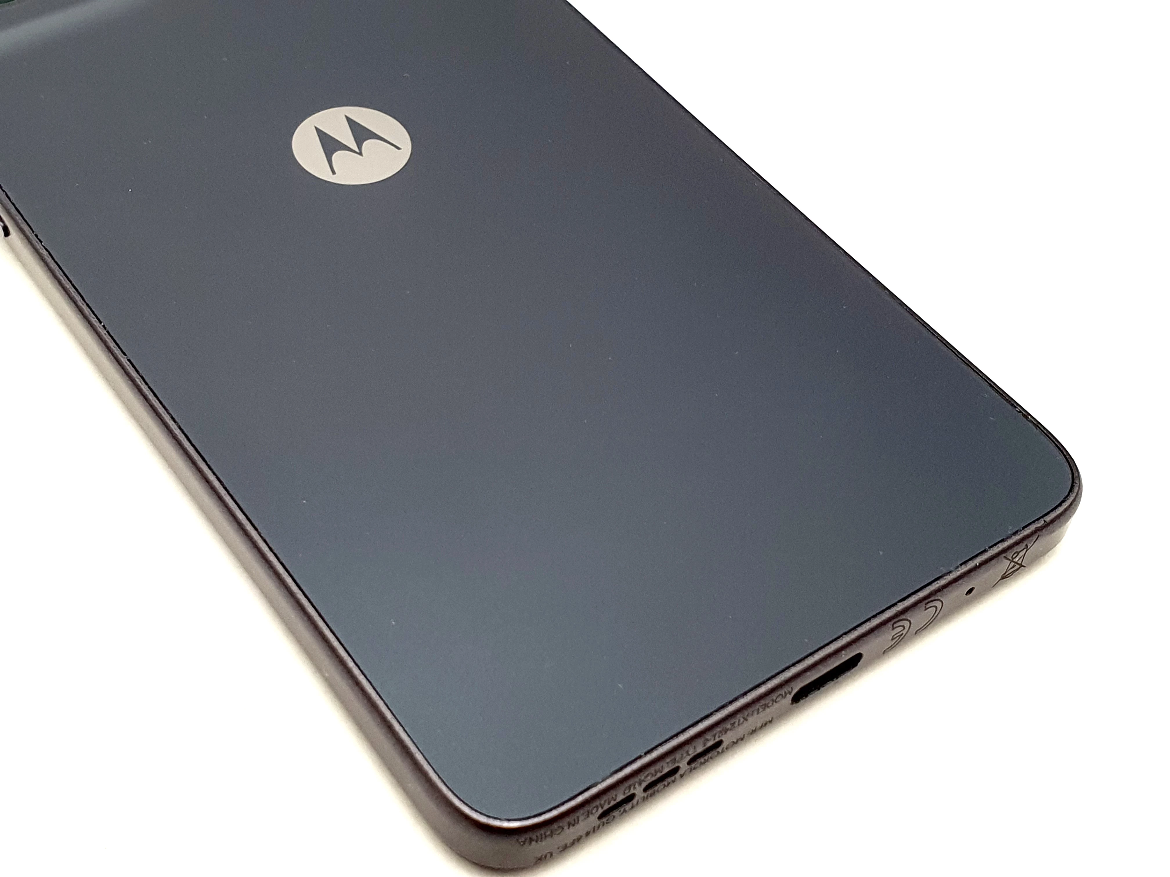 telefon-motorola-moto-g04-8128gb-czarny-stan-11323-2