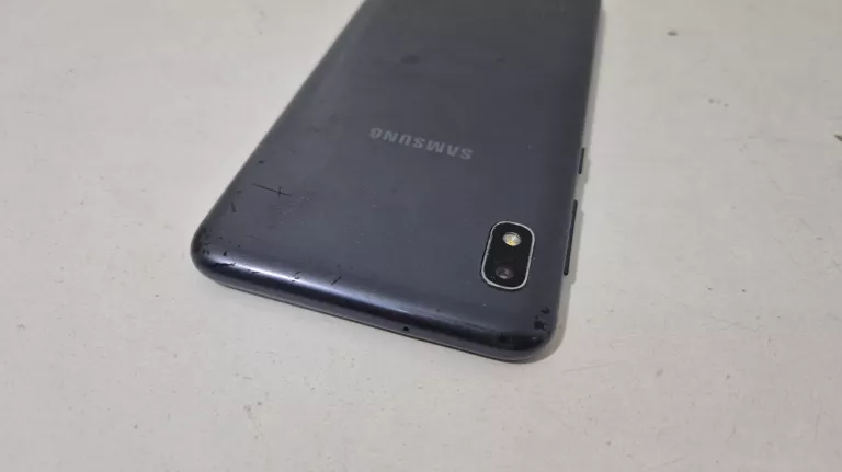 telefon-samsung-a10-pojemnosc-akumulatora-3400