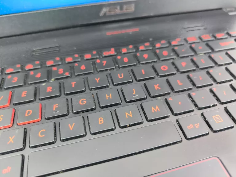 laptop-gamingowy-asus-rog-gl55v-i732gb-ram-256-ssdgtx-960-przekatna-ekranu-1560