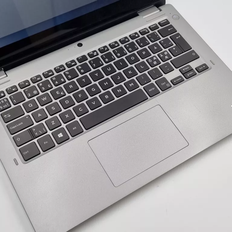 laptop-dell-latitude-3310-2w1-i3-8145u8gb-ram250gb-ssdw11-seria-procesora-4366-30