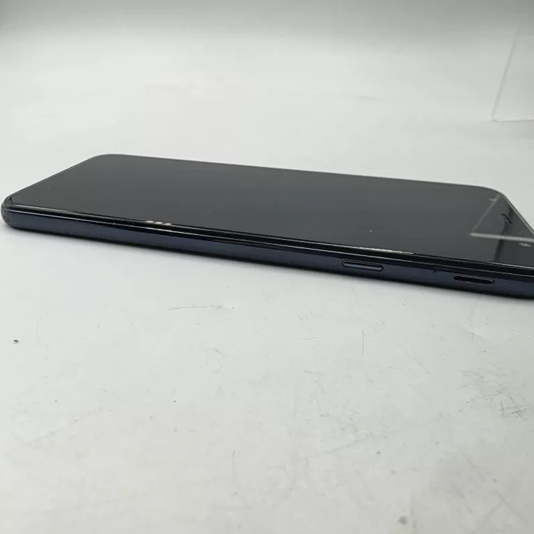 telefon-samsung-galaxy-j4-232-gb-ean-gtin-8801643558475