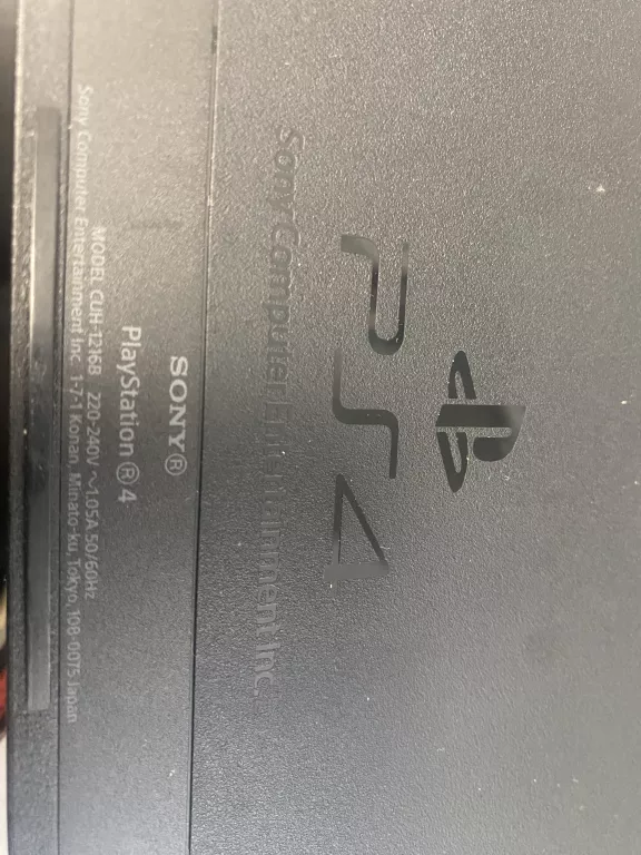 konsola-sony-playstation-4-ps4-liczba-kontrolerow-w-zestawie-205994-225550