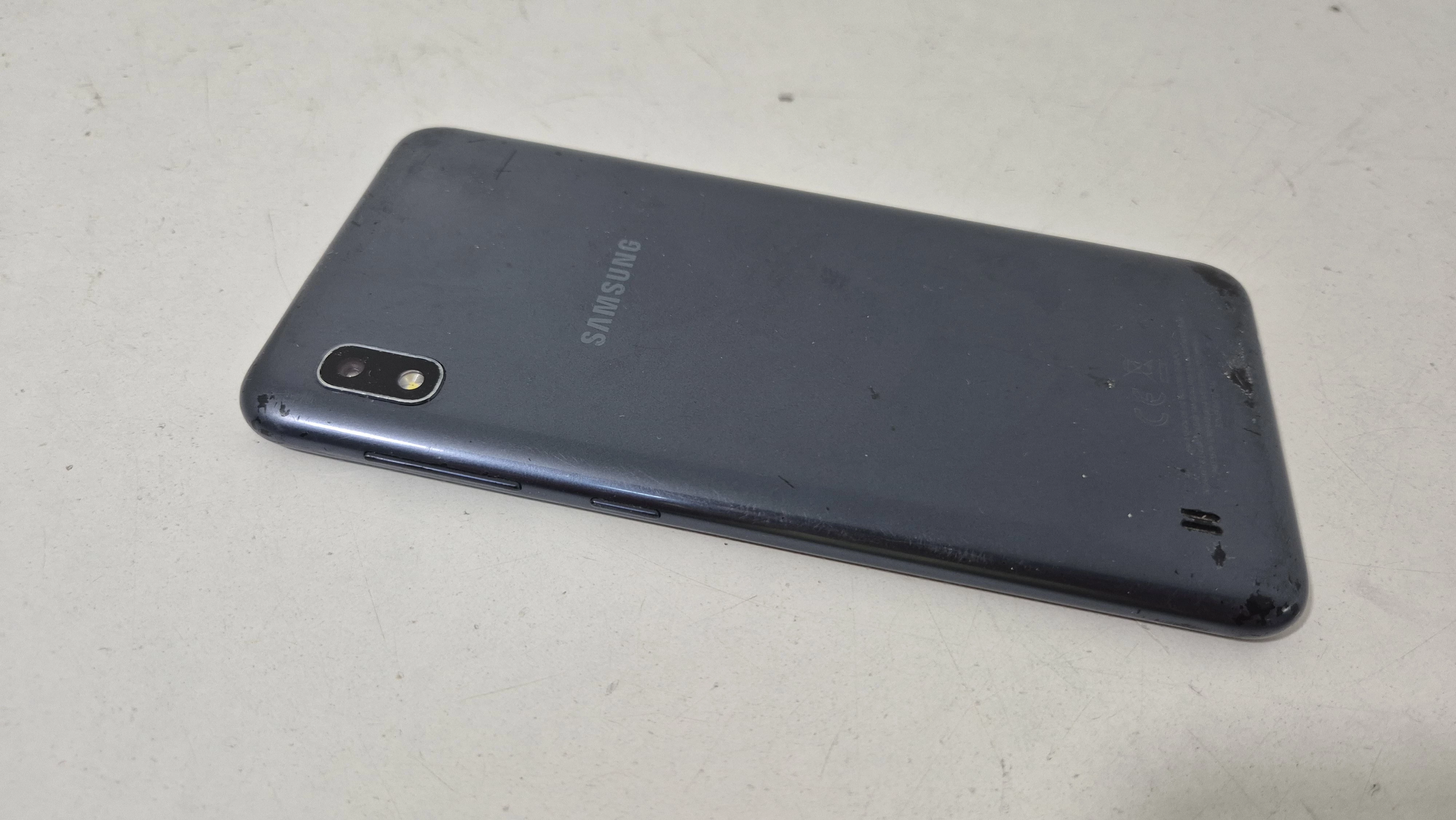 telefon-samsung-a10-kod-producenta-sm-a105fzbuxeo