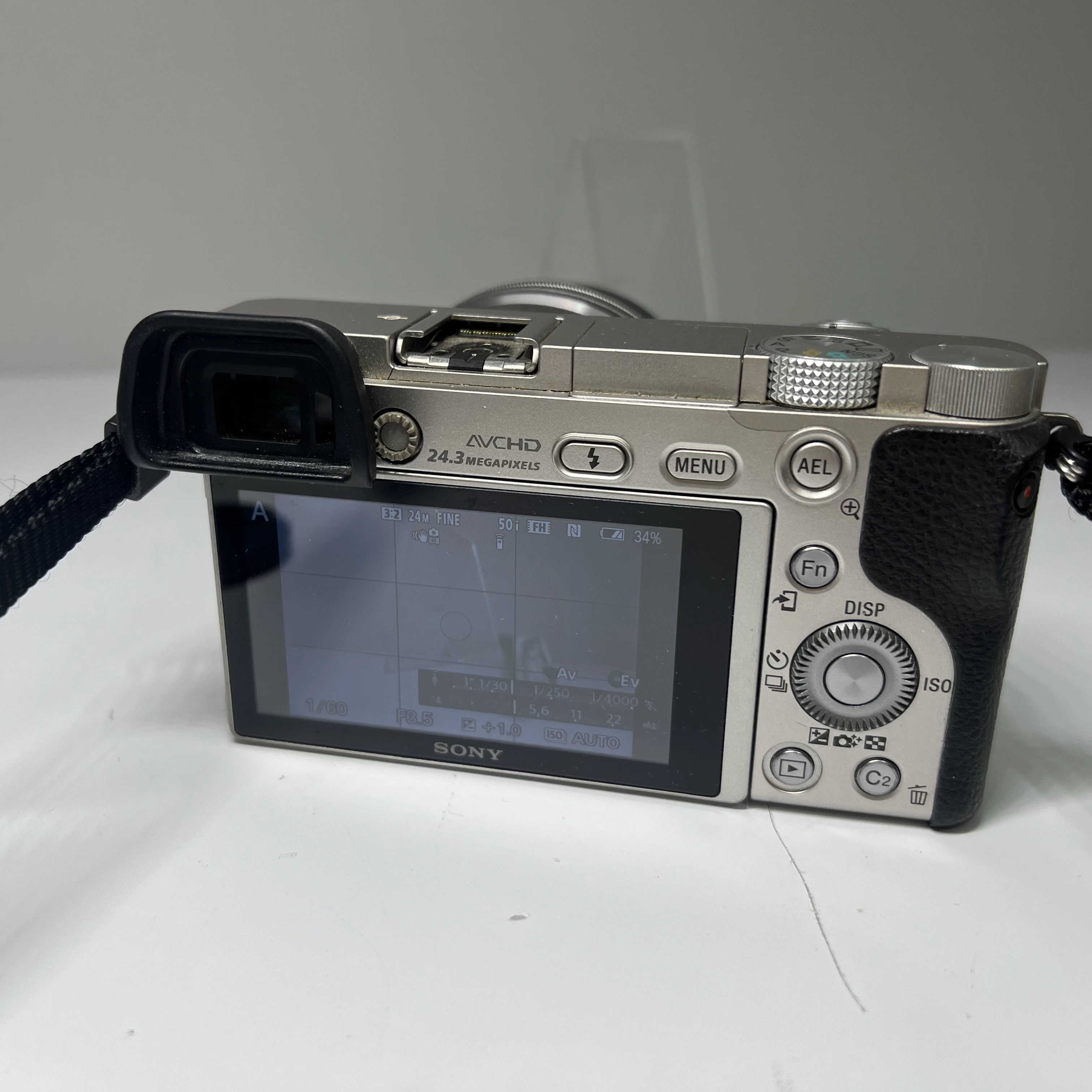 aparat-sony-alpha-a6000obiektyw-sony-e-35-56pz-16-50-oss-ean-gtin-4905524974409