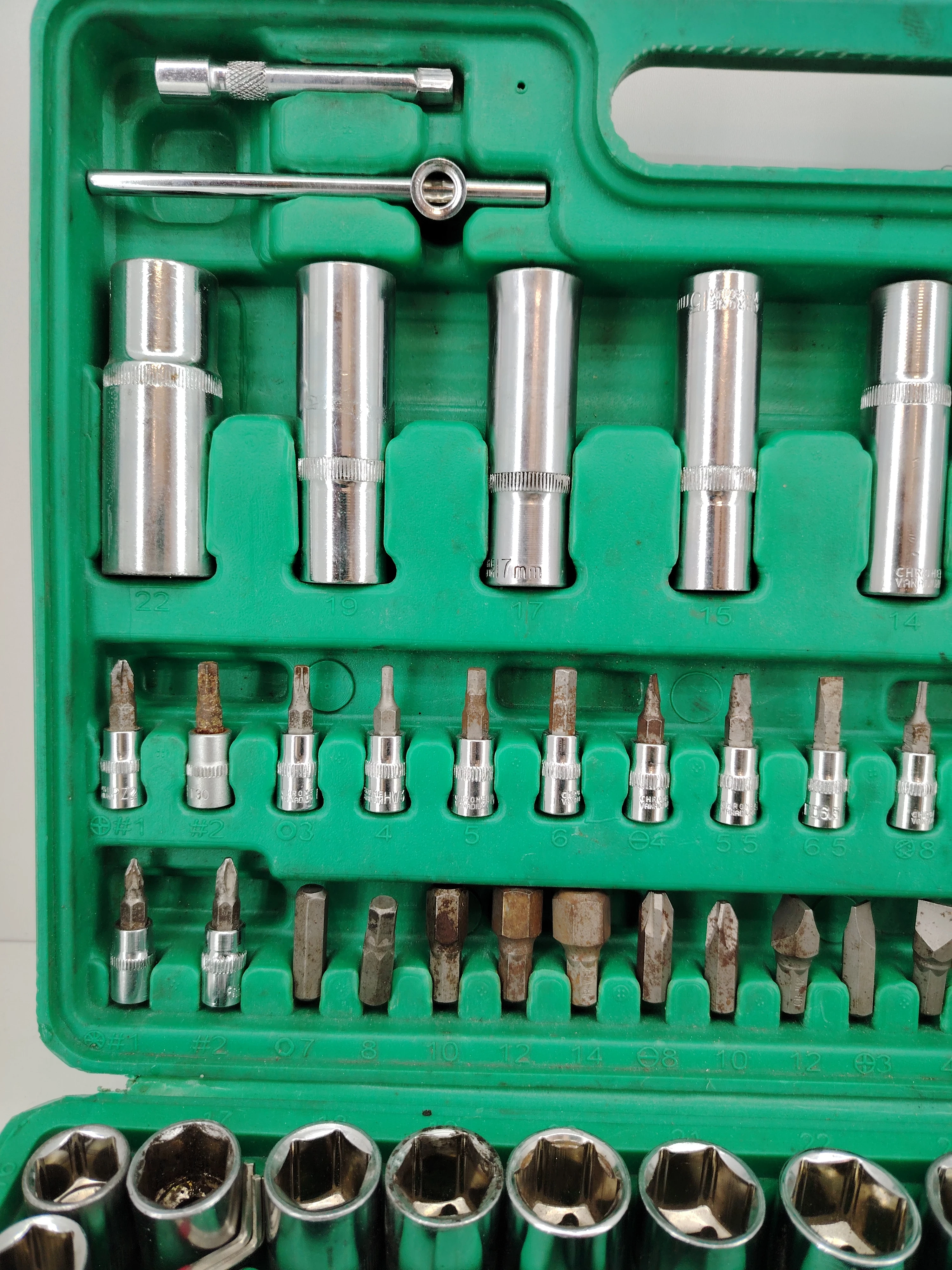 honiton-zestaw-kluczy-nasadowych-z-grzechotka-h4056-kod-producenta-h4056