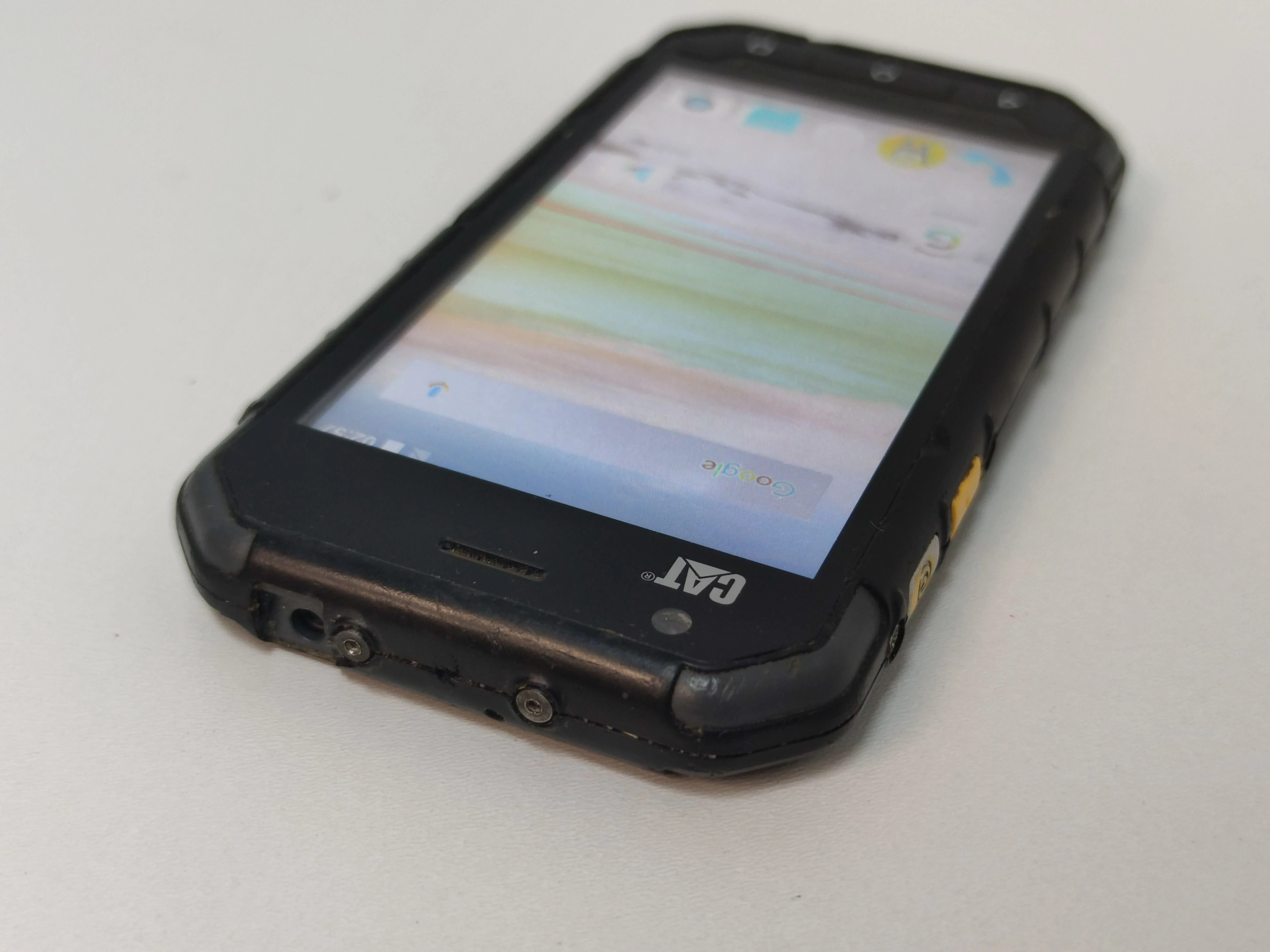 smartfon-cat-phones-s30-1-gb-8-gb-przekatna-ekranu-450