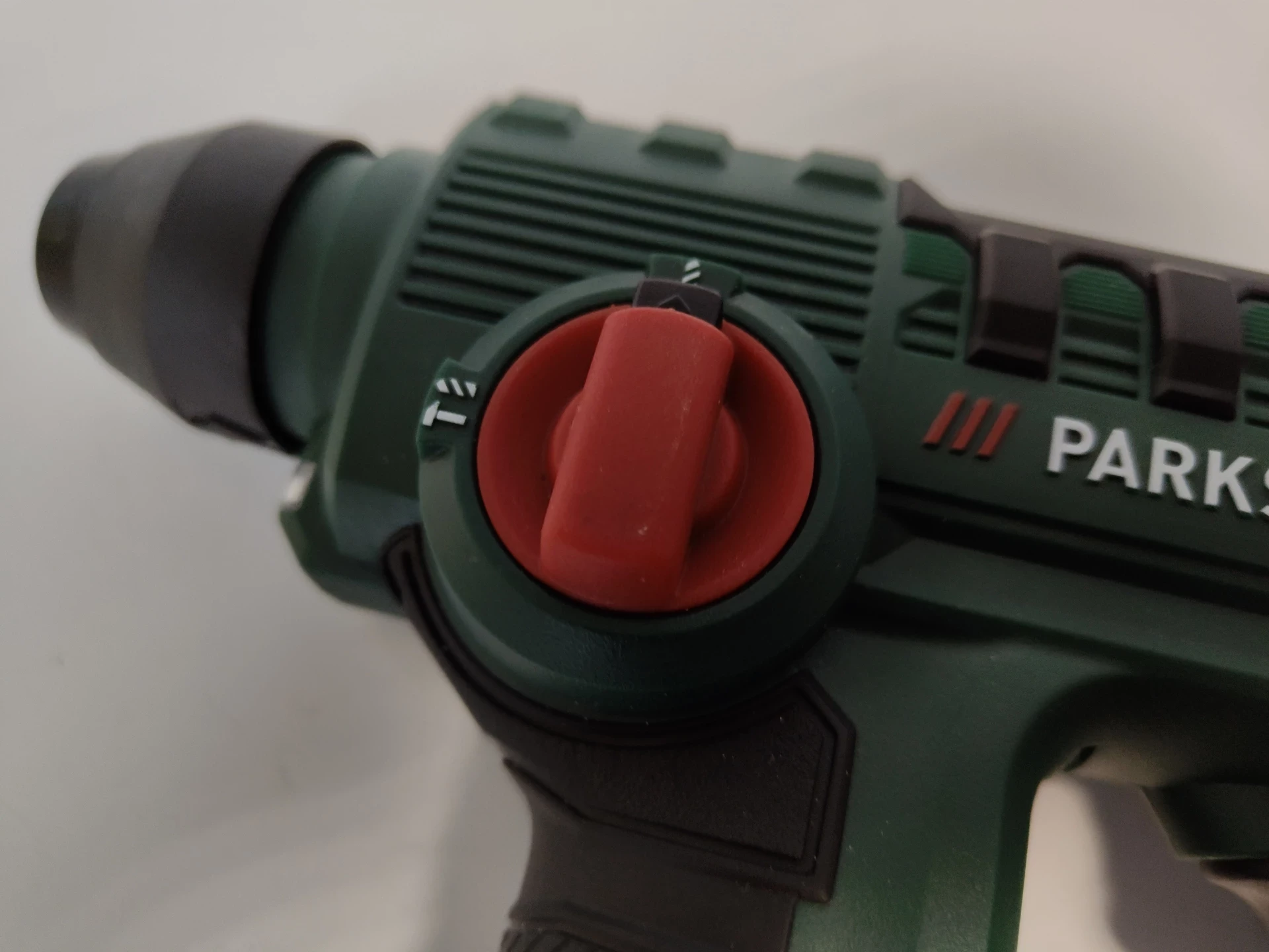 mlotowiertarka-akumulatorowa-parkside-pbha-12-a1-aku-12v-ladowarka-typ-uchwytu-128474-1