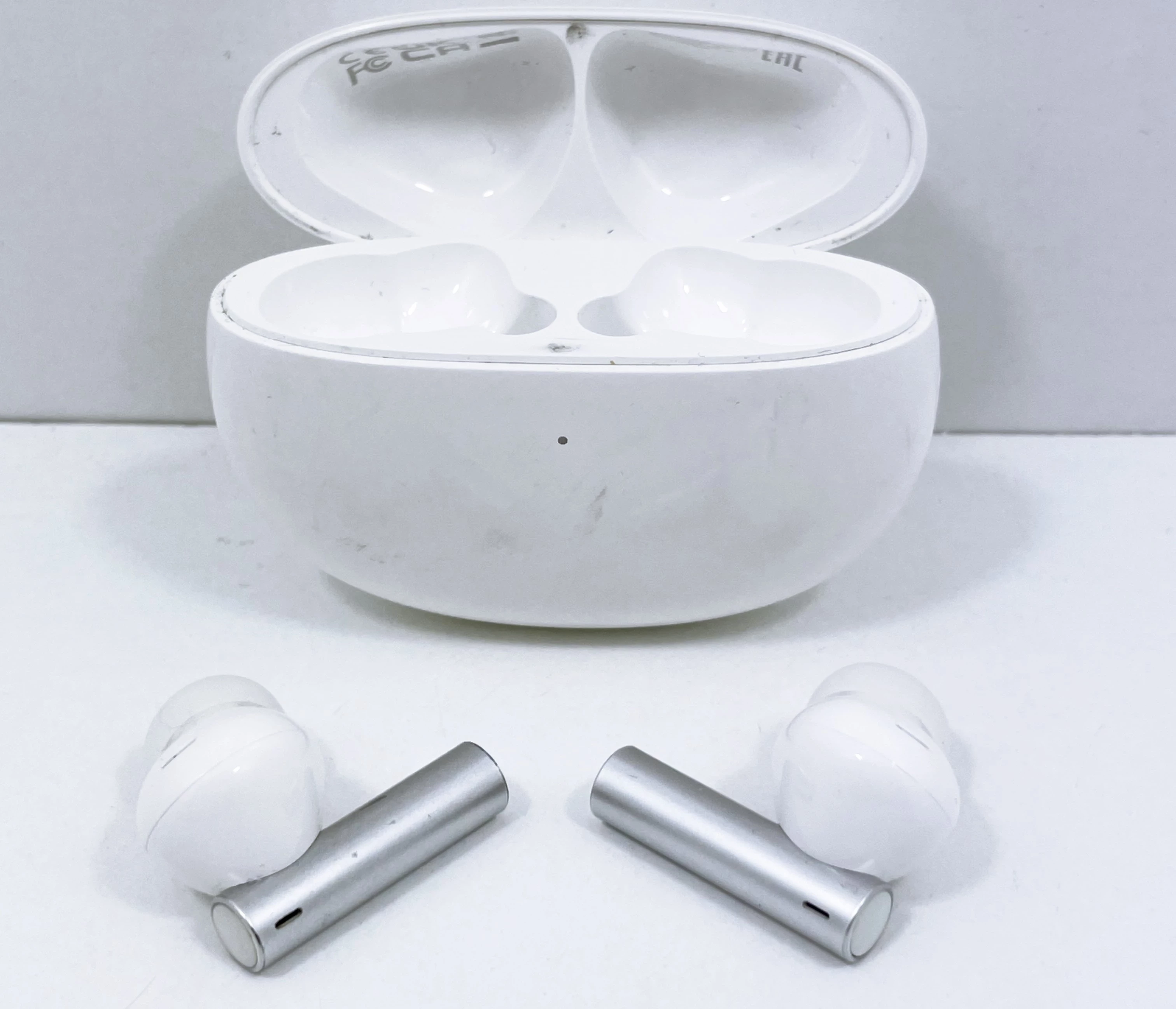 sluchawki-realme-buds-air-3-bluetooth-52-bezprzewodowe-ean-gtin-6941399054202