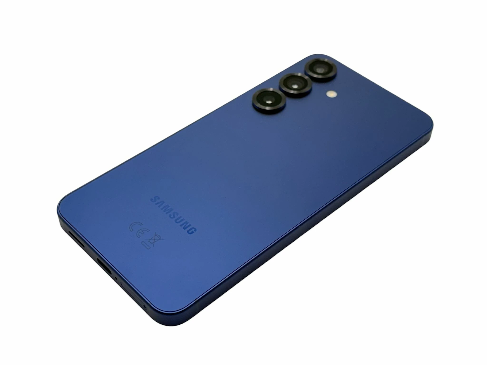 telefon-samsung-galaxy-s25-5g-12128gb-62-50mpix-4000mah-gw-022027-system-operacyjny-4388-1