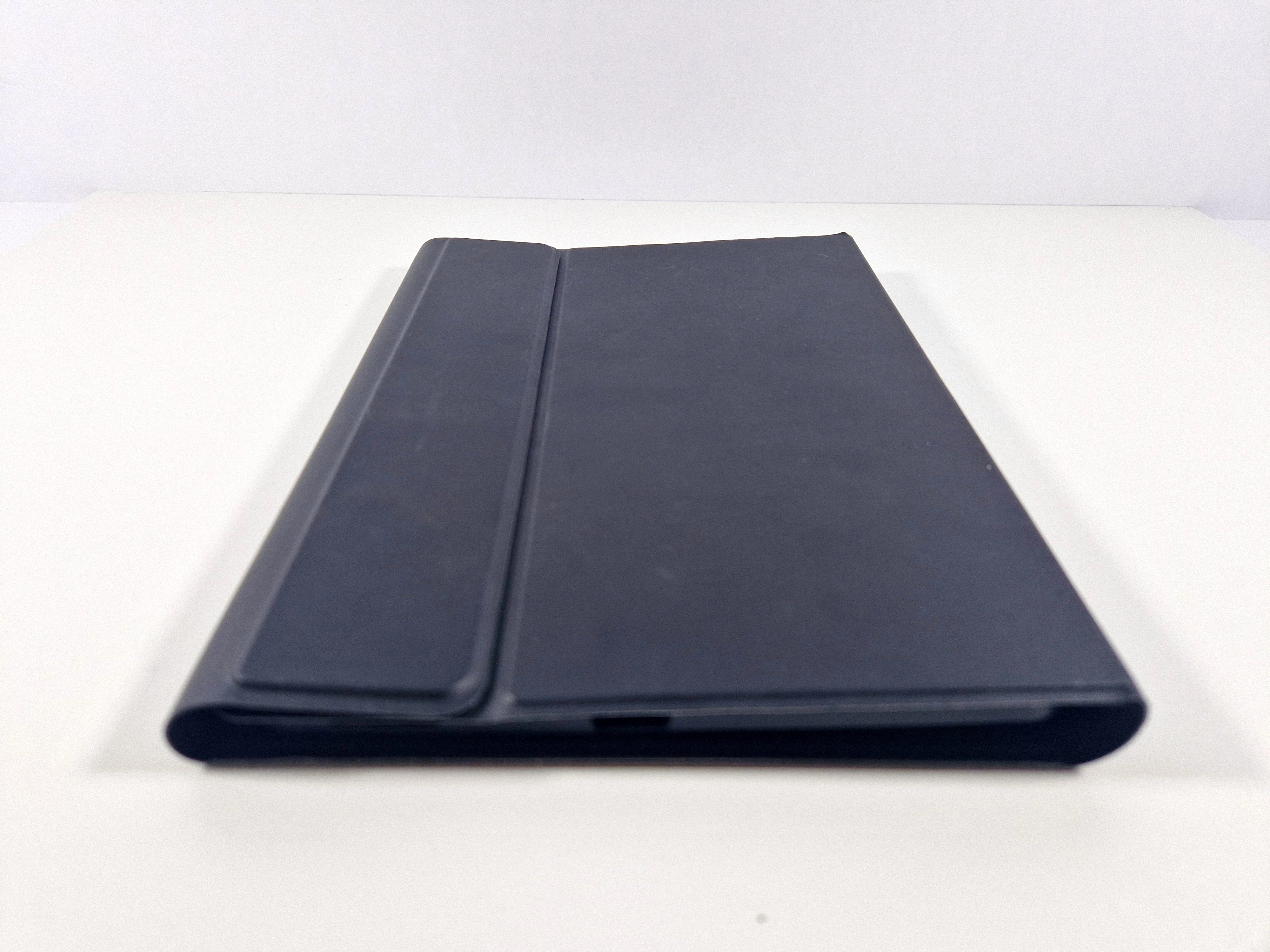 etui-i-klawiatura-na-tablet-orla-bialego-11u01-poznan