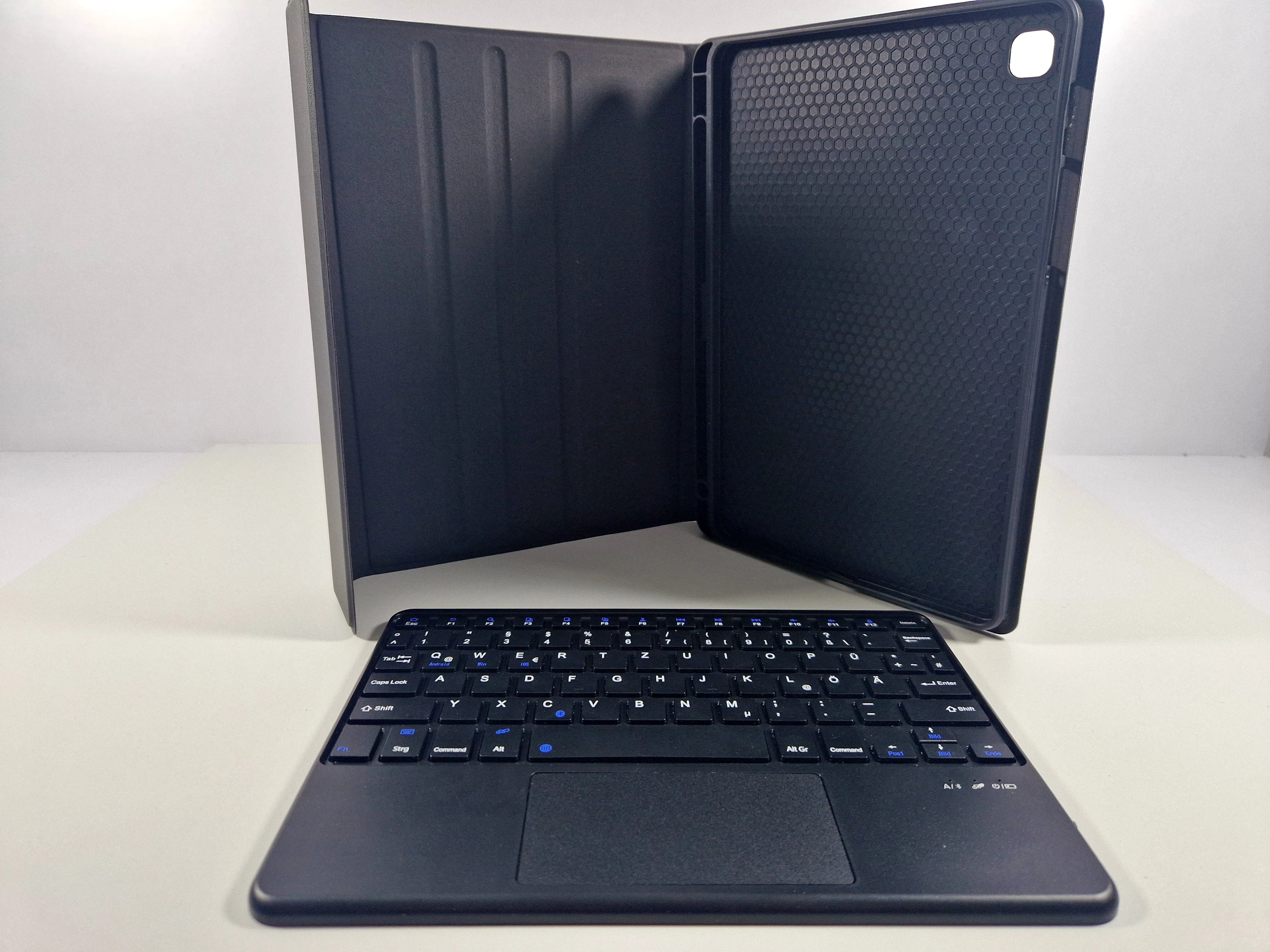 etui-i-klawiatura-na-tablet-stan-11323-2