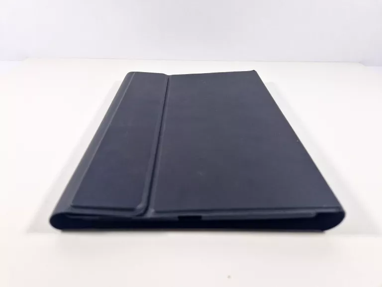 etui-i-klawiatura-na-tablet-orla-bialego-11u01-poznan