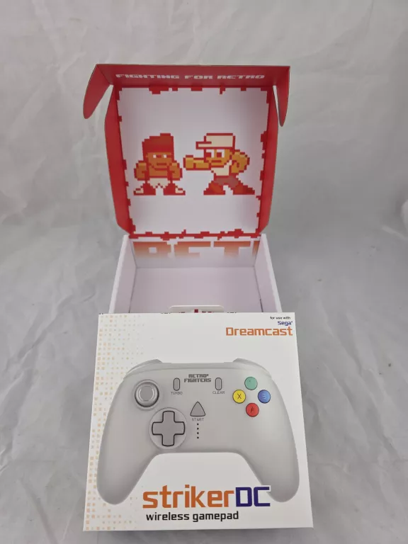 pad-bezprzewodowy-retro-fighters-strikerdc-24g-white-do-sega-dreamcast-milczanska-7f-szczecin-rs