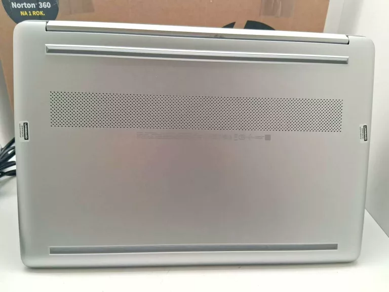 laptop-hp-15s-eq2023nw-8256gb-ssd-amd-ryzen-3-przekatna-ekranu-156