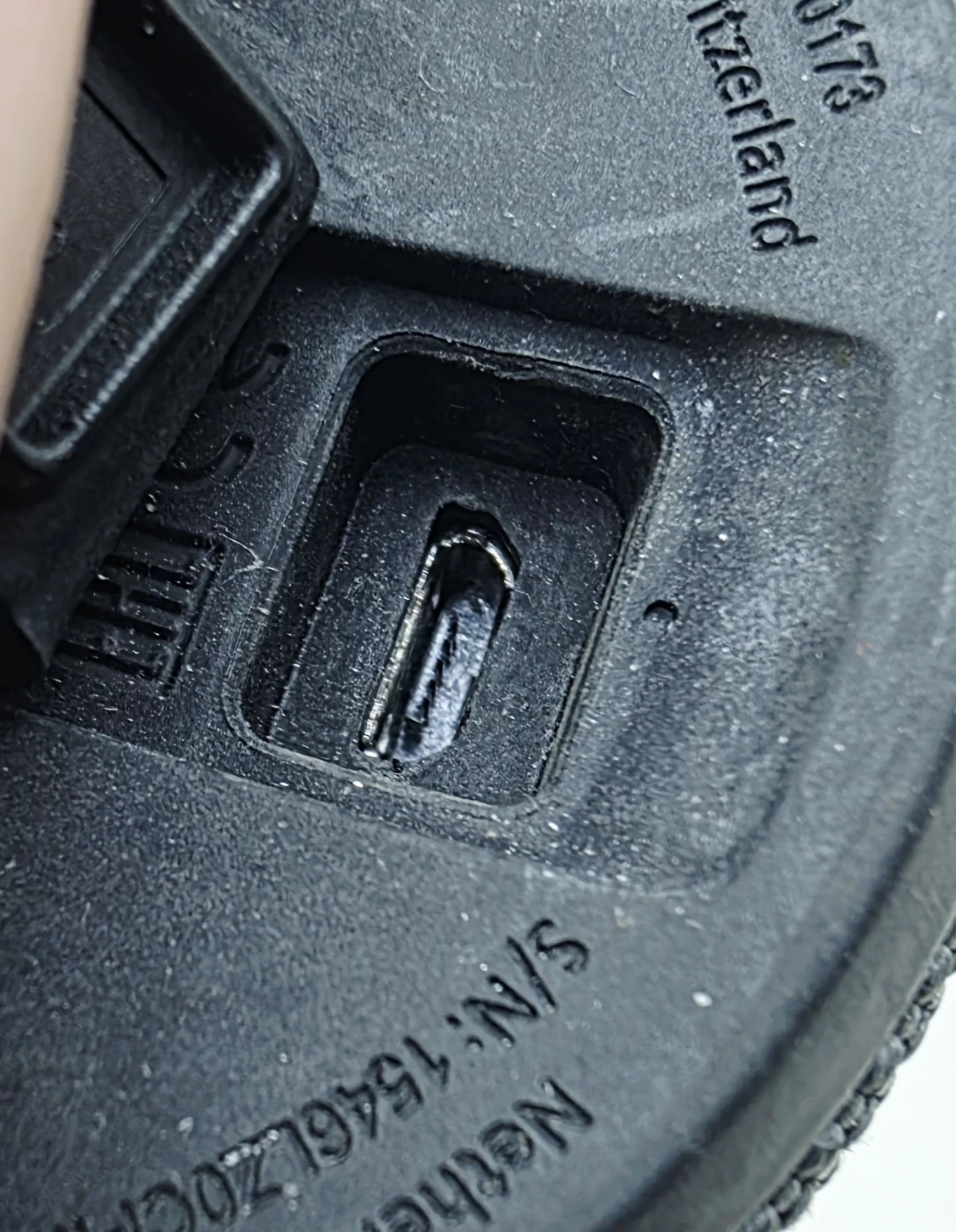 glosnik-przenosny-ue-boom-2-logitech-kabelek-moc-1600