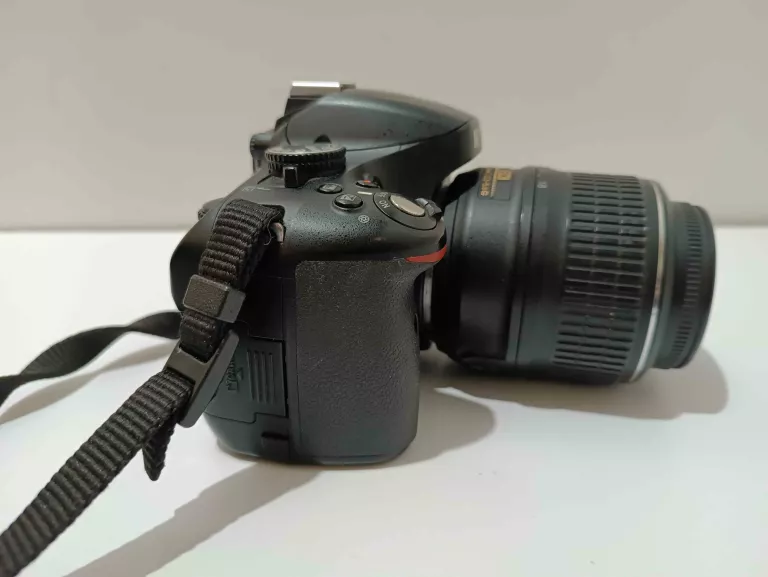 aparat-nikon-d5100-obiektyw-18-55-135-56g-ladowarka-i-etui-rozdzielczosc-1610