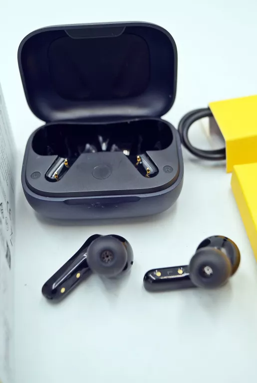 earfun-air-pro-4-dokanalowe-sluchawki-bezprzewodowe-anc-bluetooth-54-ldac-kolor-dominujacy-129357-3