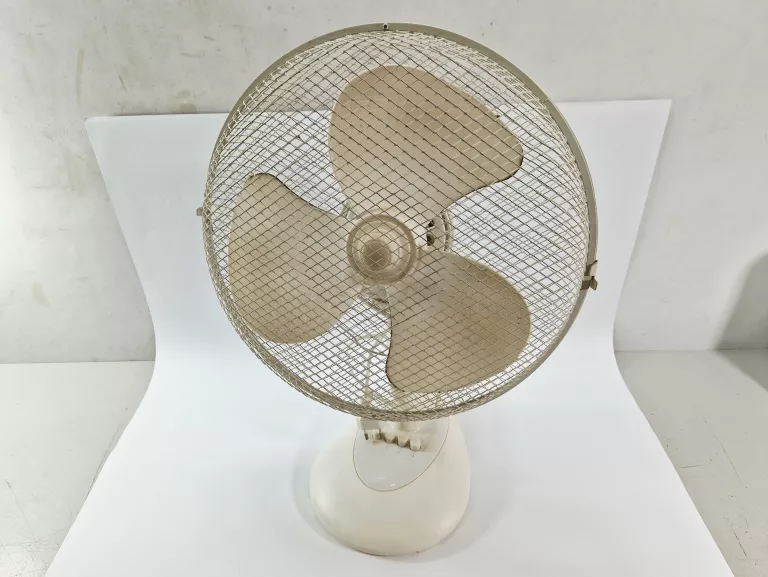 wiatrak-biurkowy-wentylator-3-predkosci-35w-bialy-kolor-dominujacy-129357-2