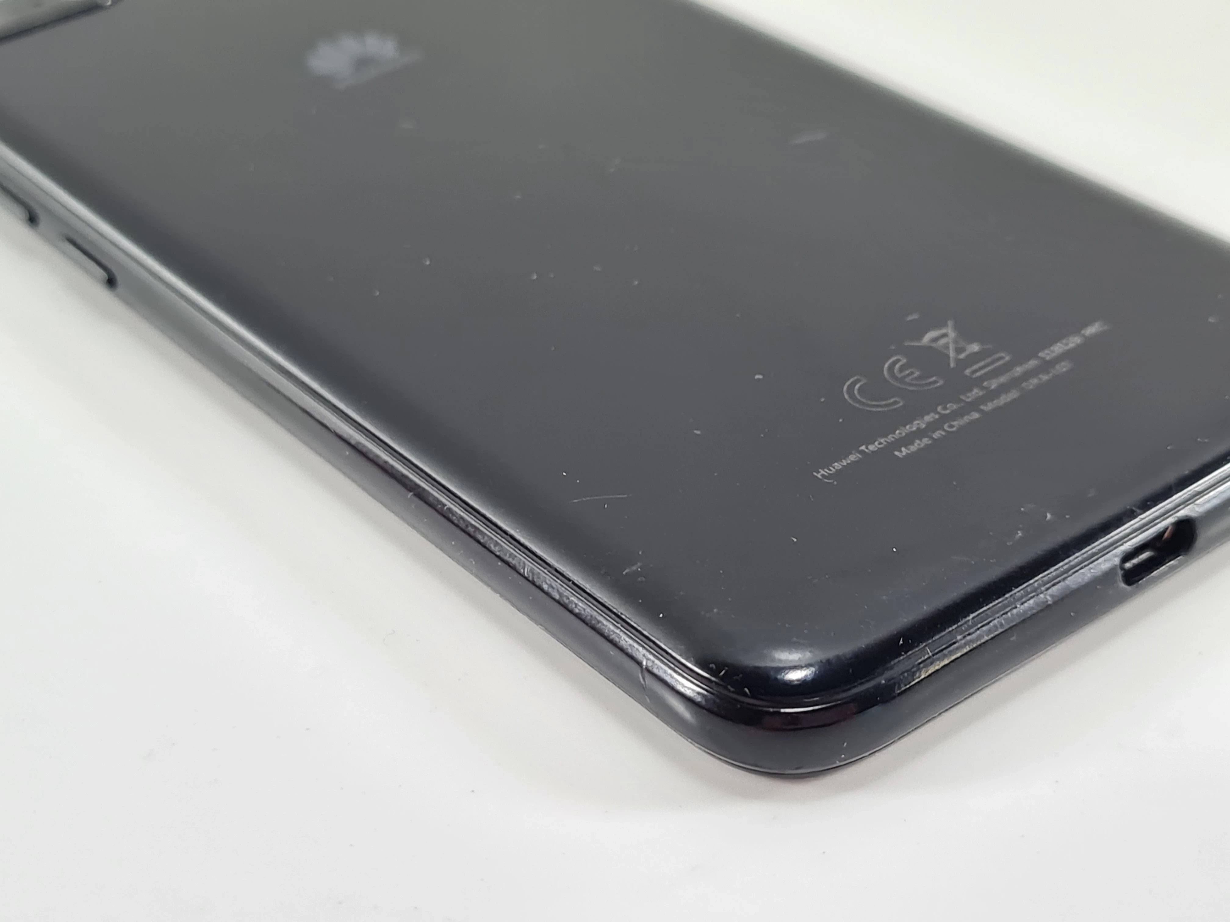 telefon-huawei-y5-2018-16gb-wbudowana-pamiec-202869-214201