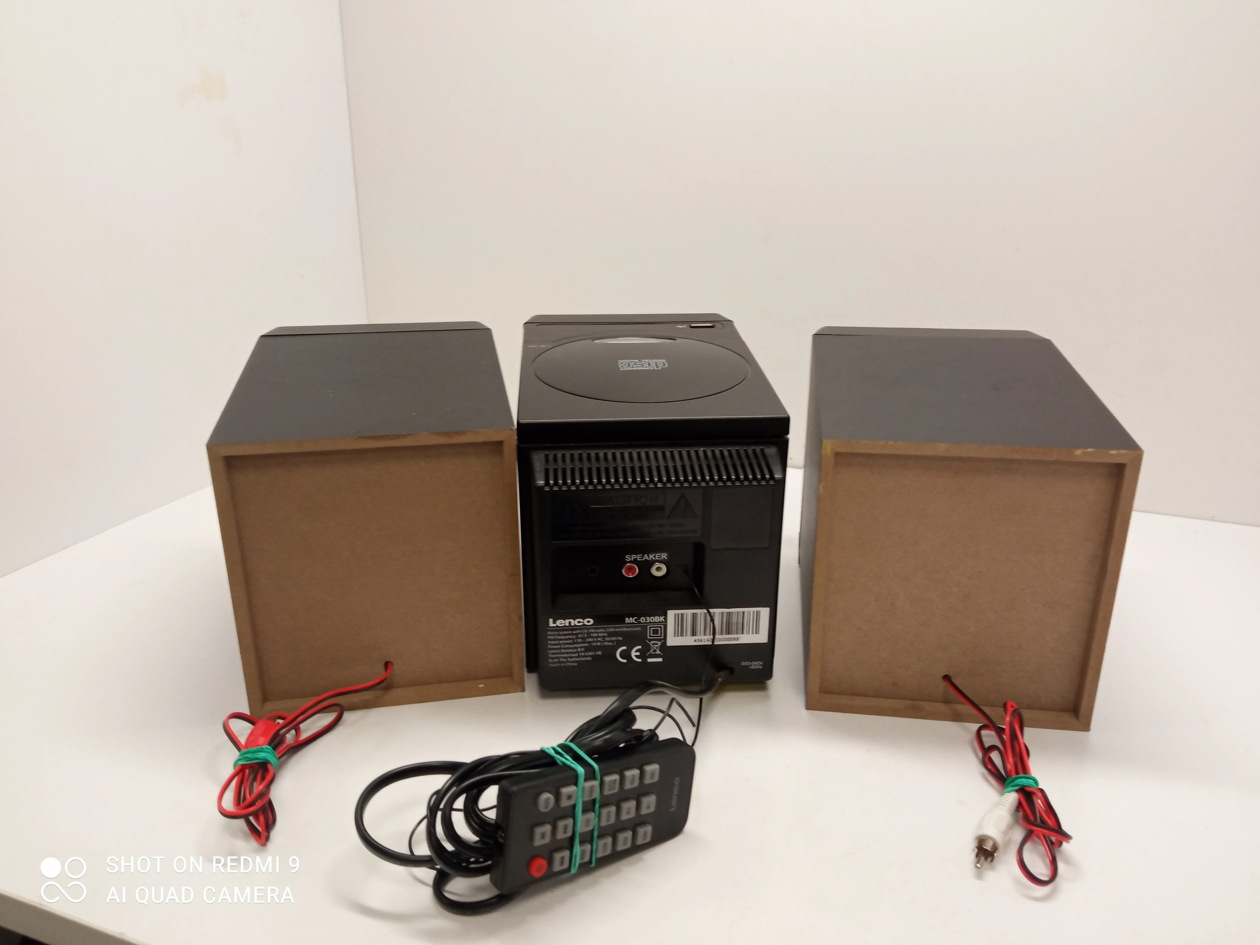 lenco-mc-030bk-micro-set-with-cd-mp3-player-model-mc-030bk