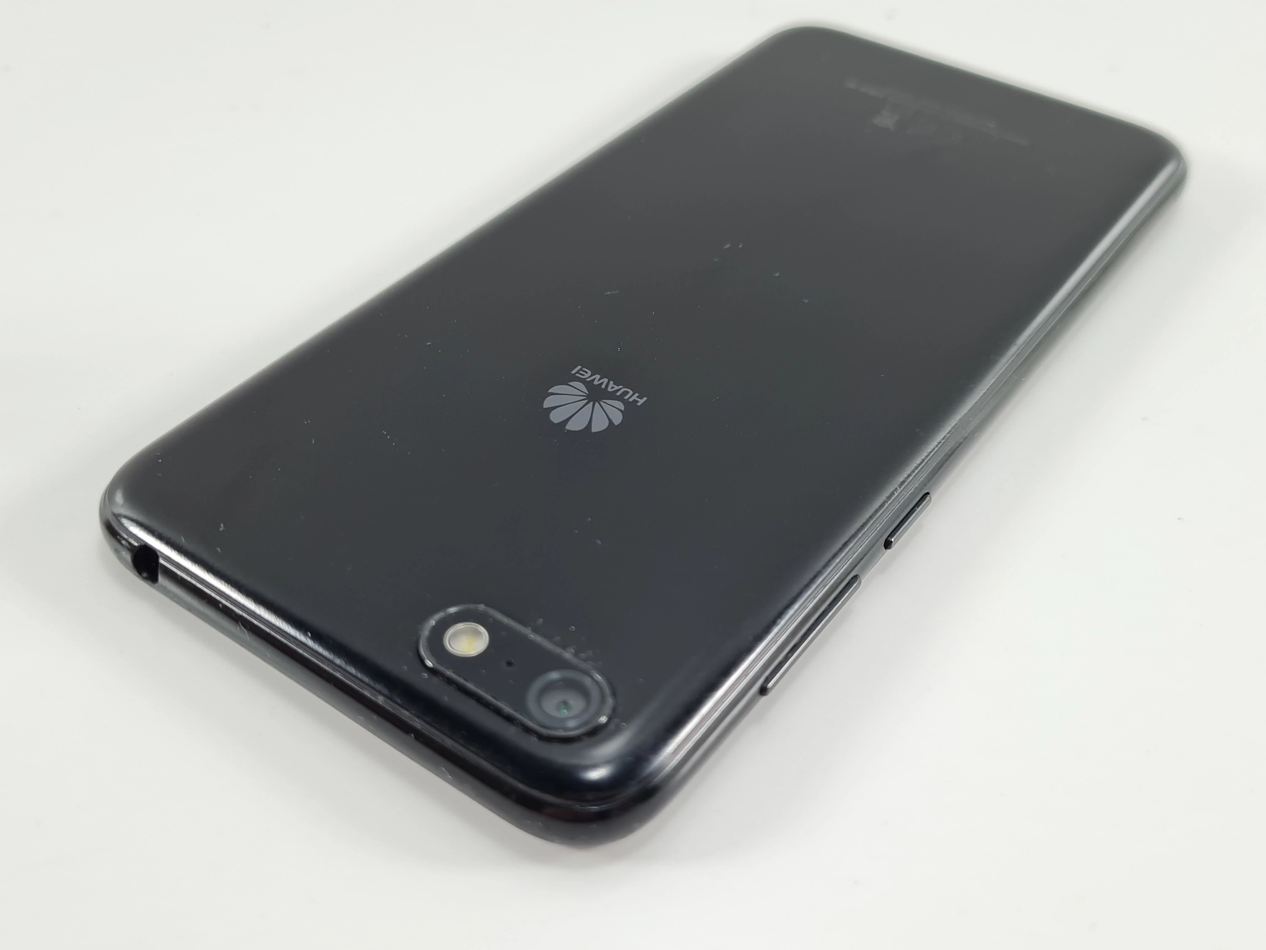 telefon-huawei-y5-2018-16gb-typ-202685-212929